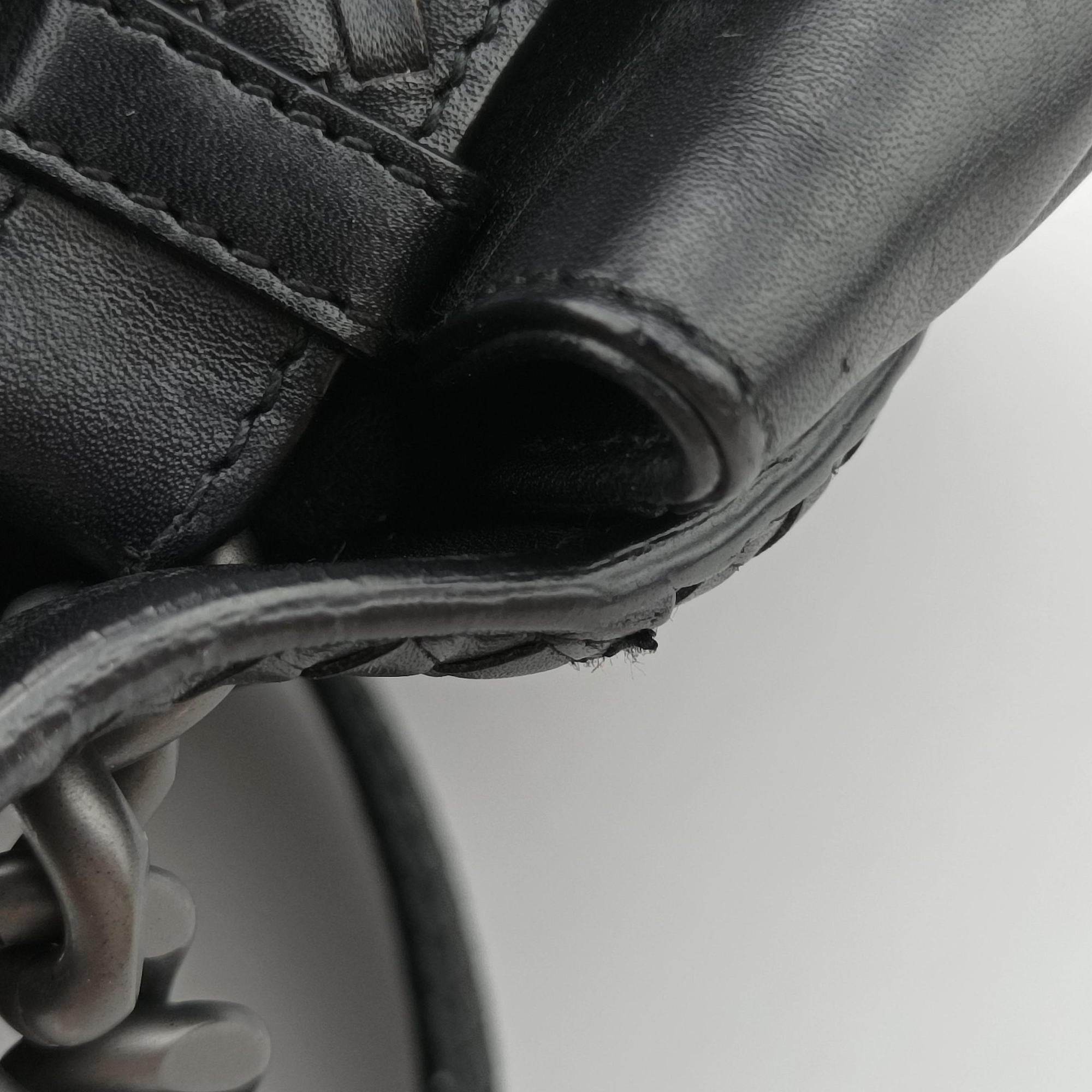 Intrecciato Black lambskin B03338271Lイントレチャート ブラック ラムスキン B03338271L