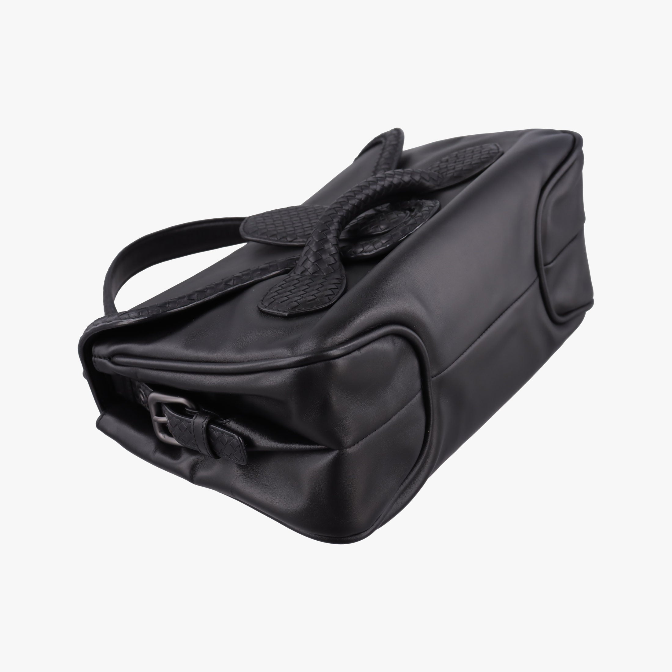 Intrecciato Black lambskin B03338271Lイントレチャート ブラック ラムスキン B03338271L