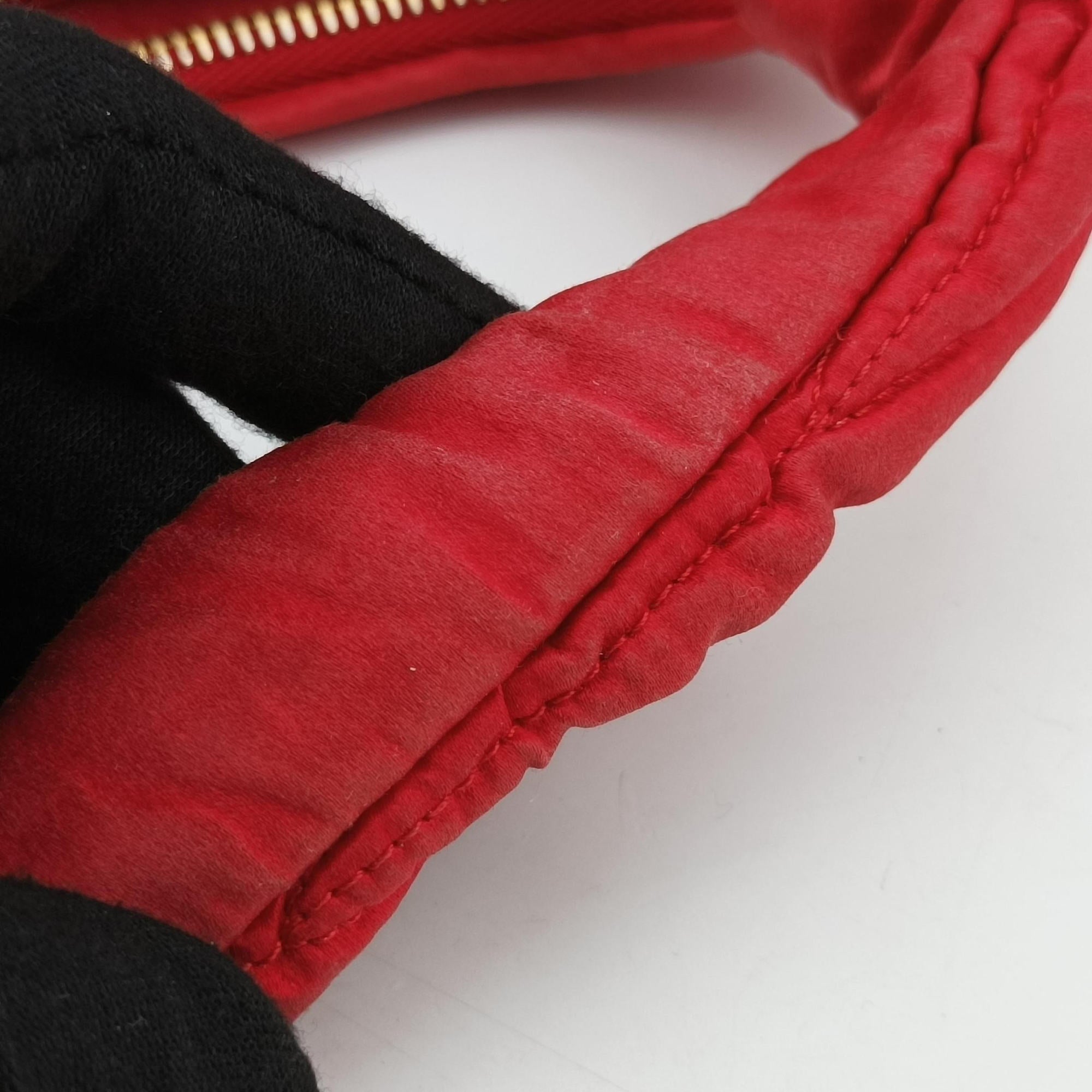 Wander Matelasse hobo Red Satin 5BC125 IC Chipワンダー マテラッセ ホーボー レッド サテン 5BC125 ICチップ