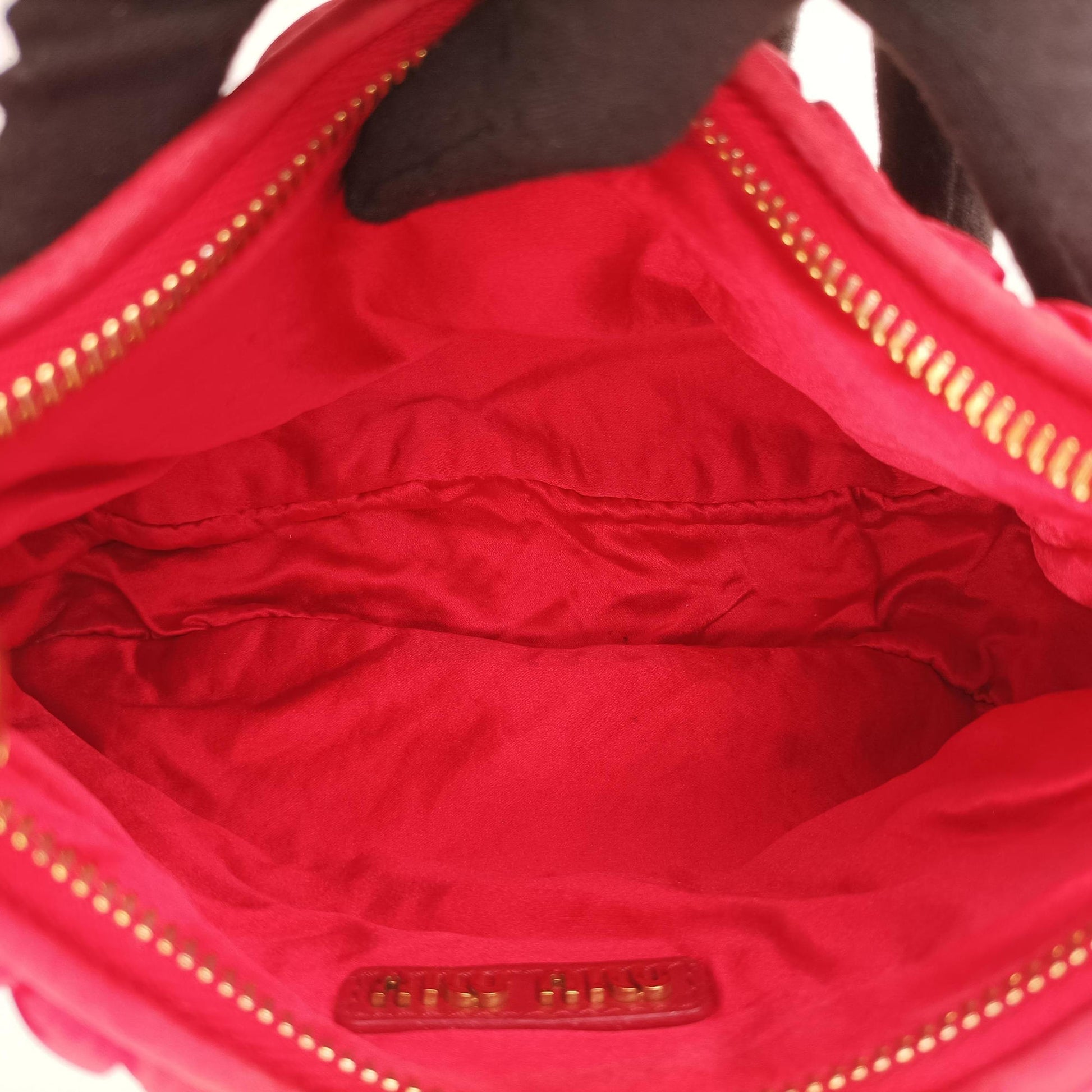 Wander Matelasse hobo Red Satin 5BC125 IC Chipワンダー マテラッセ ホーボー レッド サテン 5BC125 ICチップ