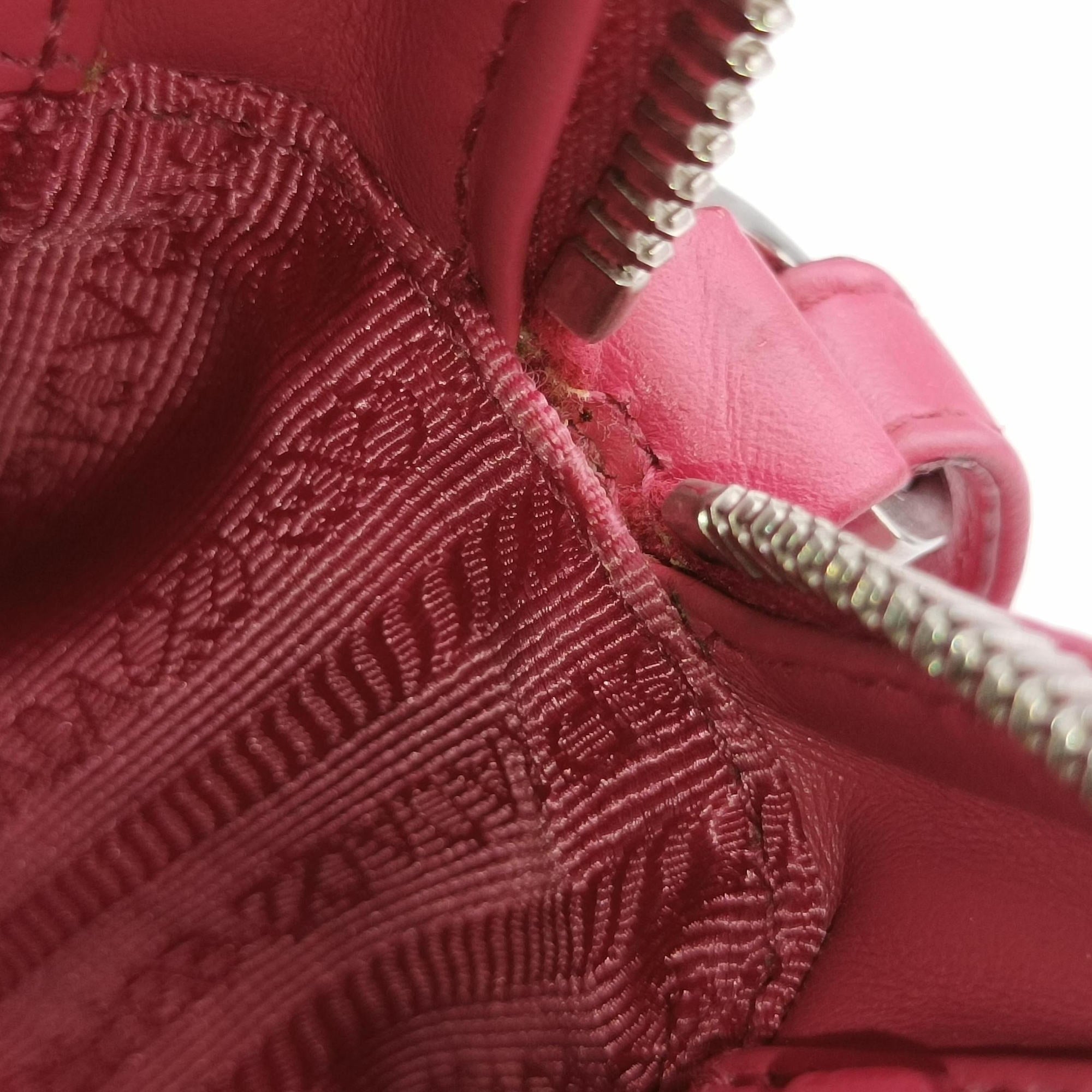 Diagramme Pink leather 1BH084 103ダイアグラム ピンク レザー 1BH084 103