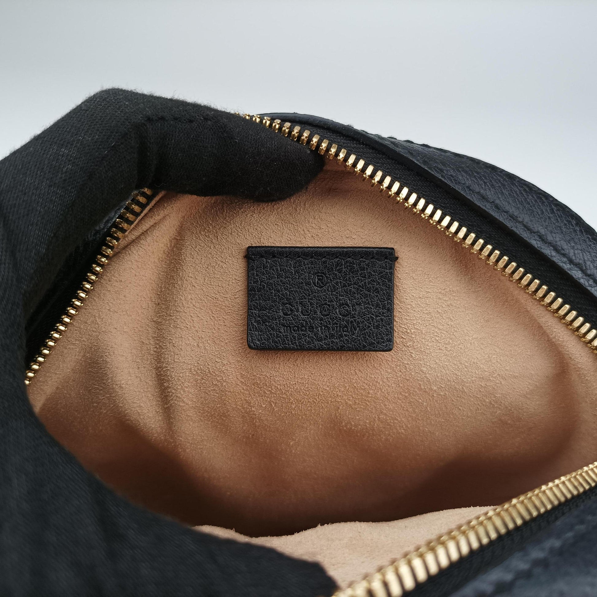 Ophidia Black Leather 550618 C029531866オフィディア ブラック レザー 550618 C029531866