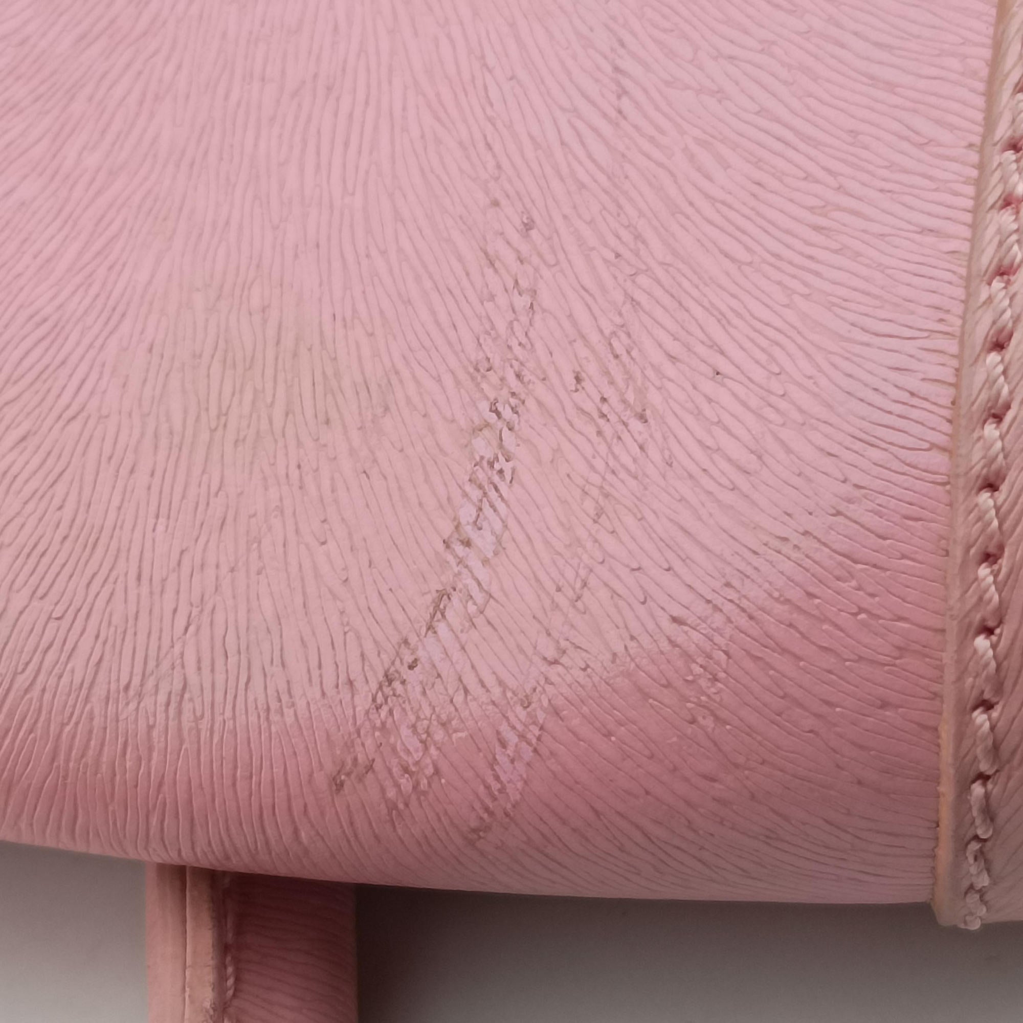 Logo flap bag Pink Leather 8BN116 2370-BN116-KUF-048ロゴ フラップバッグ ピンク レザー 8BN116 2370-BN116-KUF-048