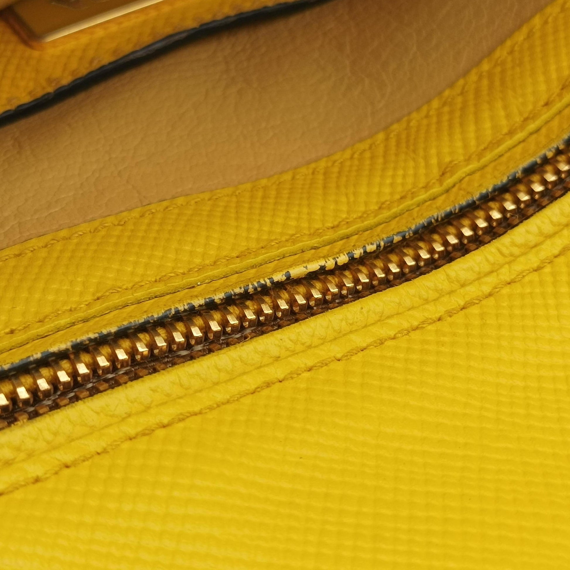 Cuir Top Handle Yellow SAFFIANO Leather BL0902 25クイール トップ ハンドル イエロー サフィアーノレザー BL0902 25