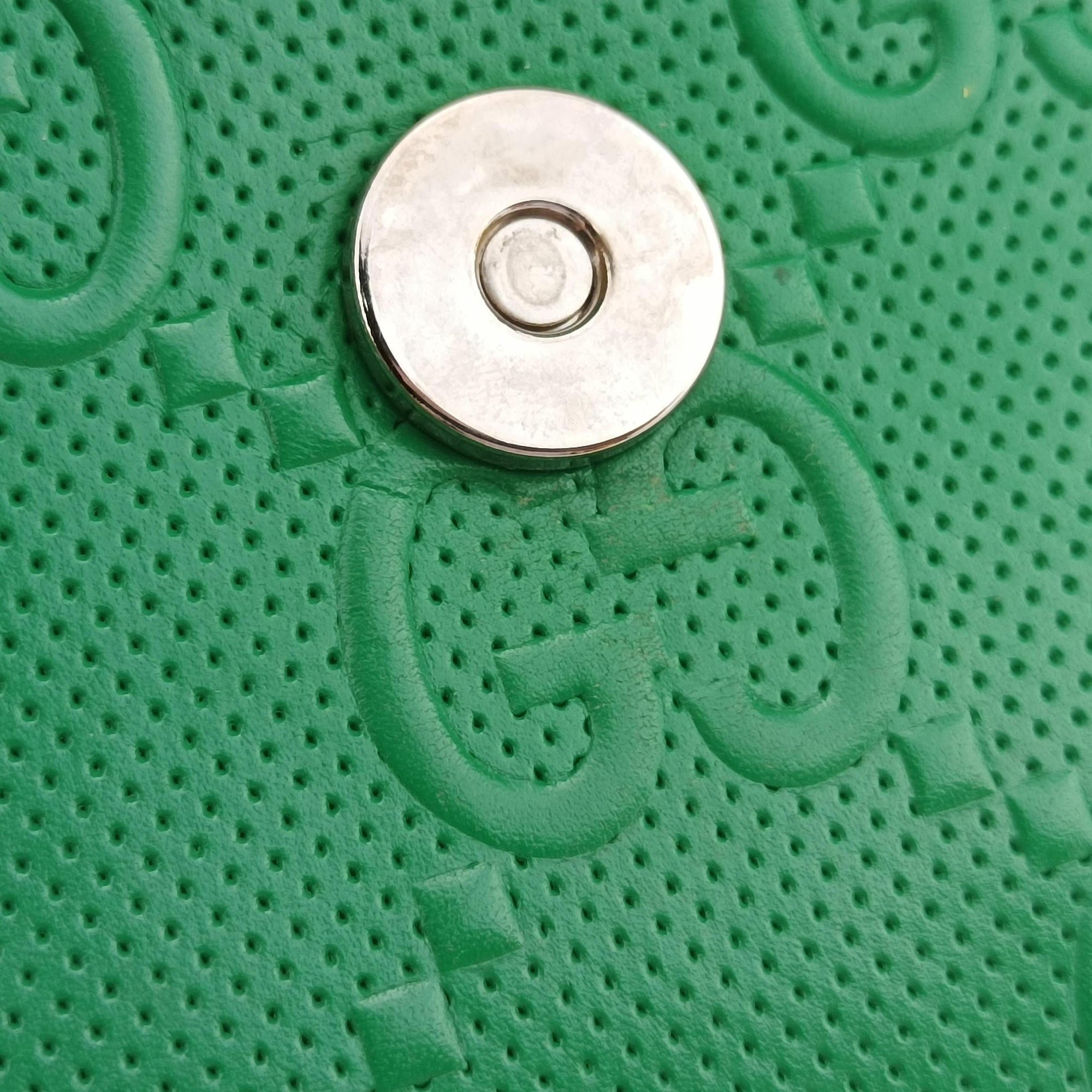 GG Embossed Messenger Bag Green Leather 625782 D033107394GGエンボス メッセンジャー グリーン レザー 625782 D033107394
