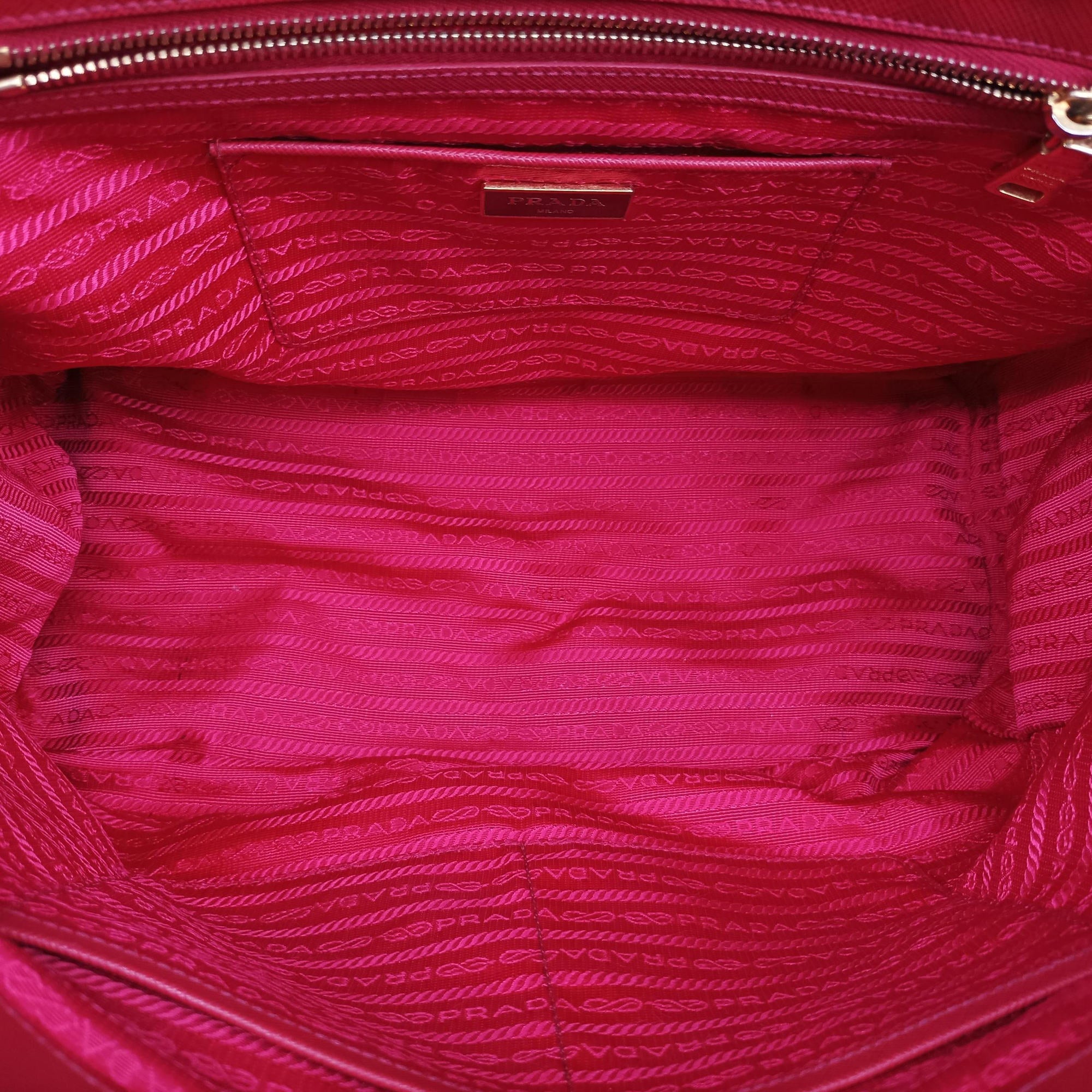 Galleria Red SAFFIANO Leather BN1786 31/Yガレリア レッド サフィアーノレザー BN1786 31/Y