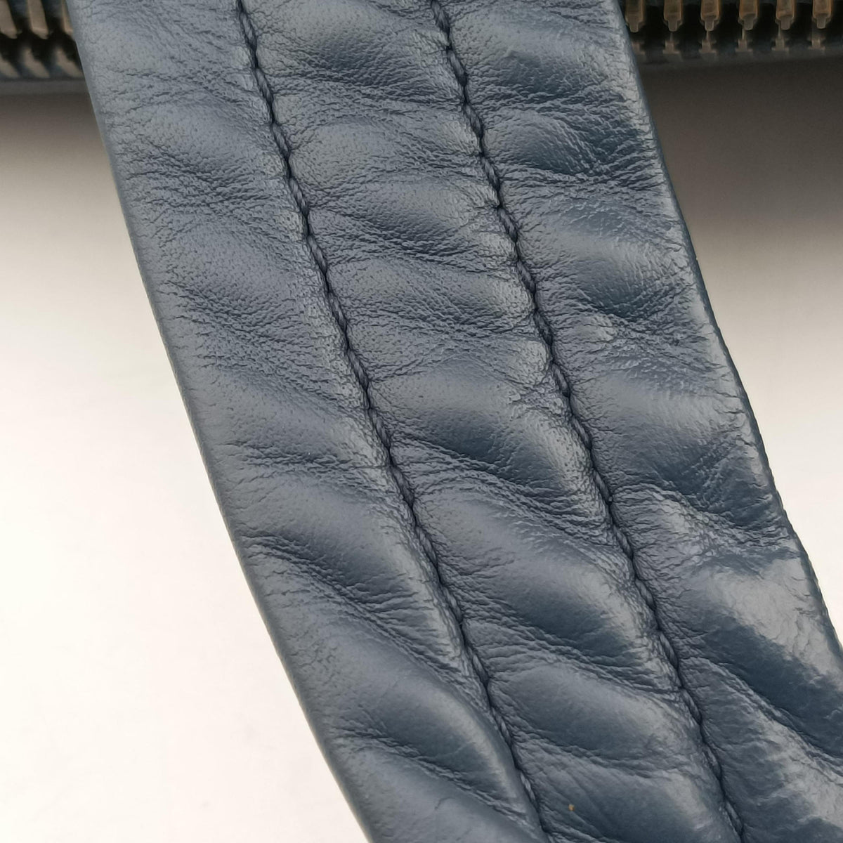Intrecciato Blue×Black lambskin B07543678Xイントレチャート ブルー×ブラック ラムスキン B07543678X