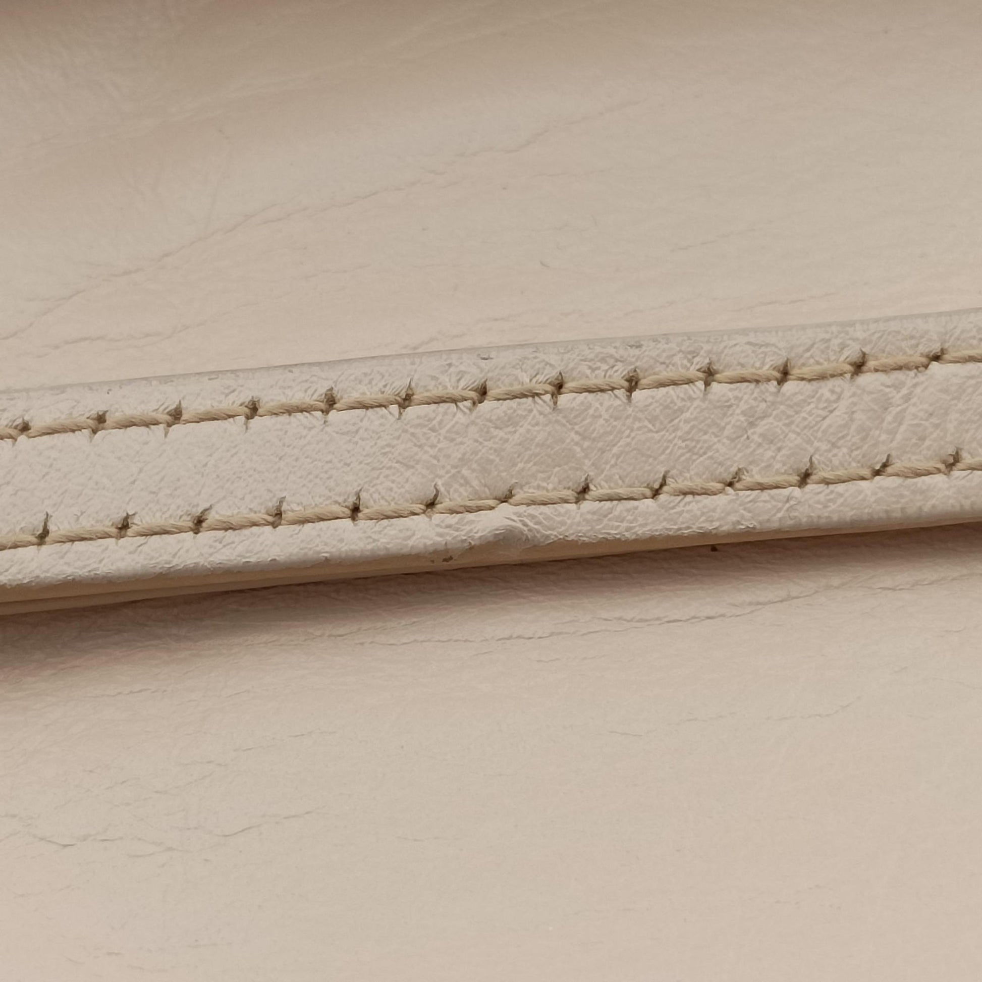 La Medusa Beige Leather 809 944 087 123 ラ メドゥーサ ベージュ レザー 809 944 087 123 