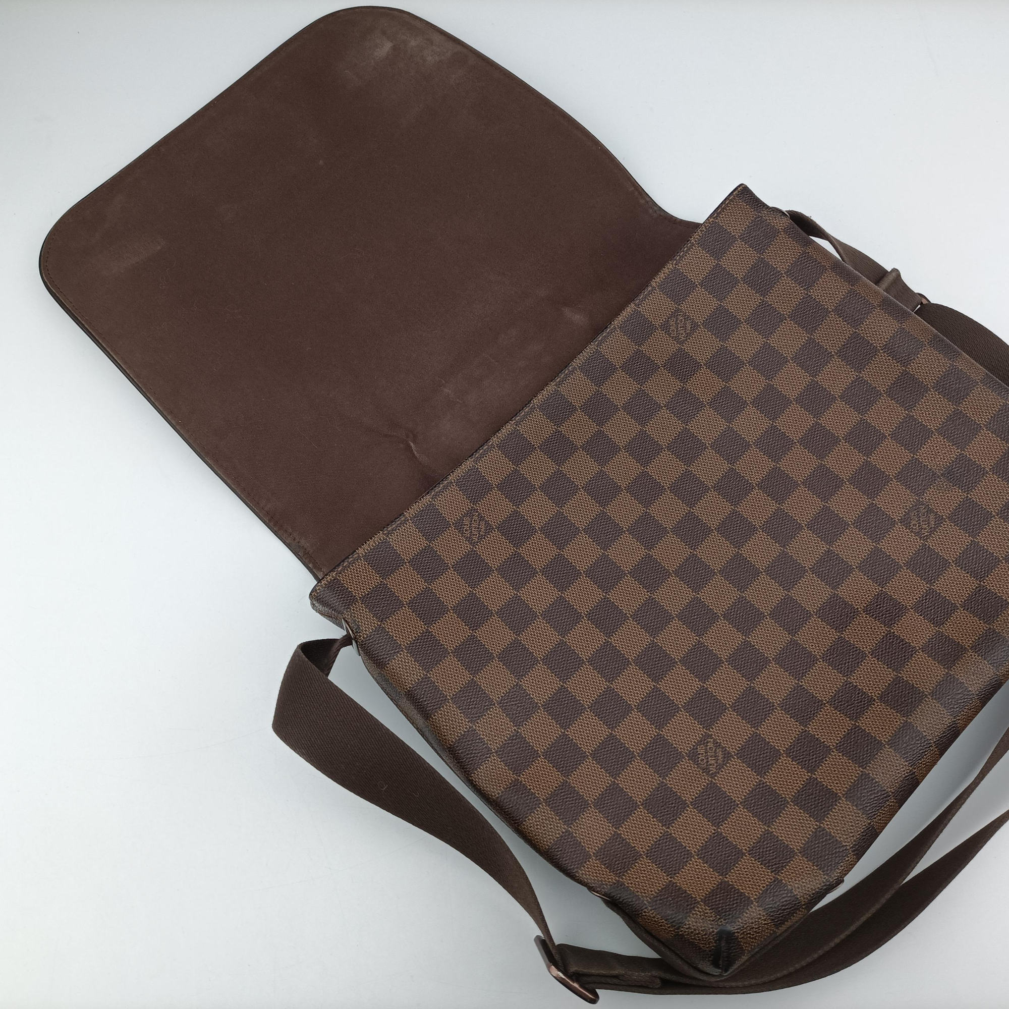 BROOKLYN MM EBENE Damier Canvas N51211 CA1120ブルックリンMM エベヌ ダミエキャンバス N51211 CA1120