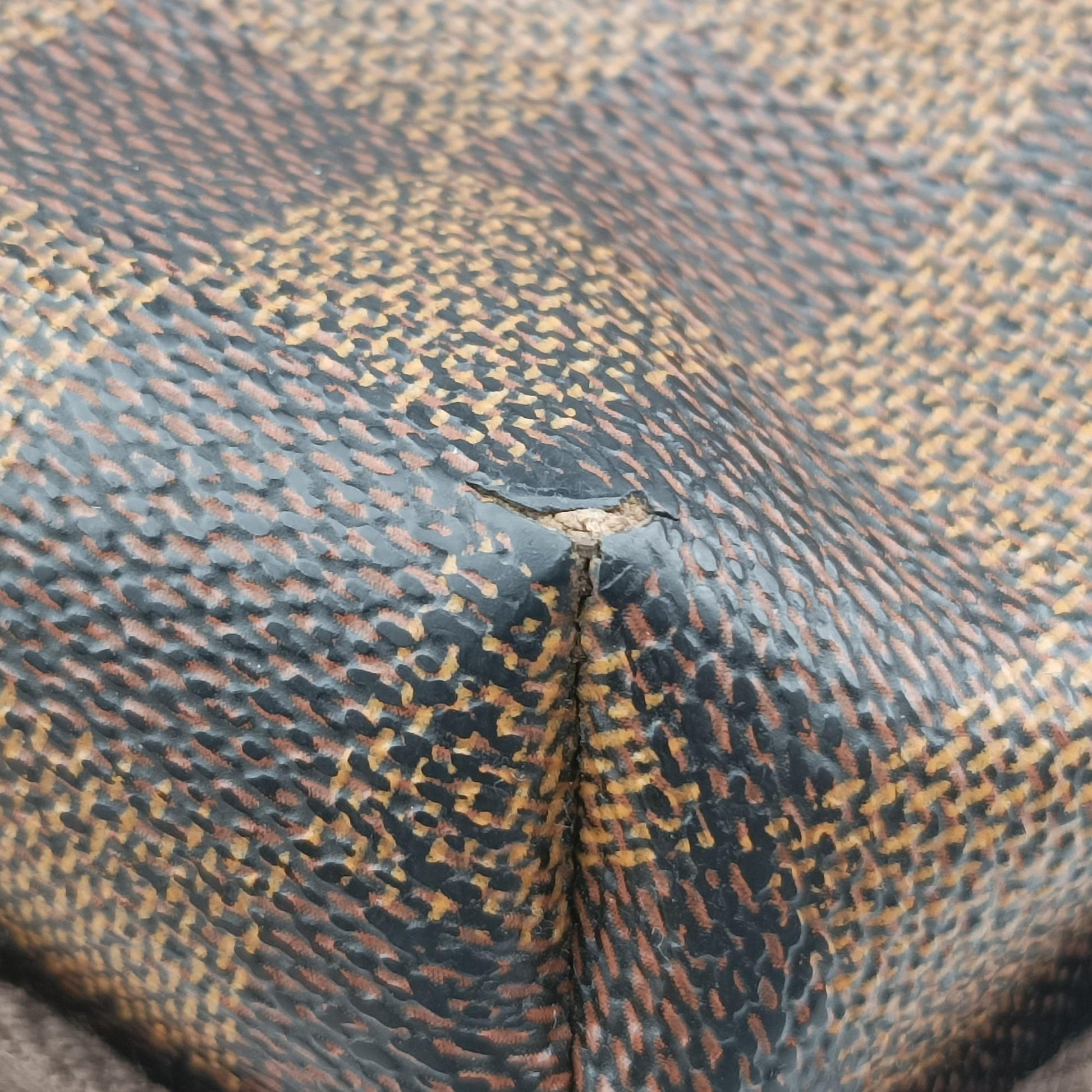BROOKLYN MM EBENE Damier Canvas N51211 CA1120ブルックリンMM エベヌ ダミエキャンバス N51211 CA1120