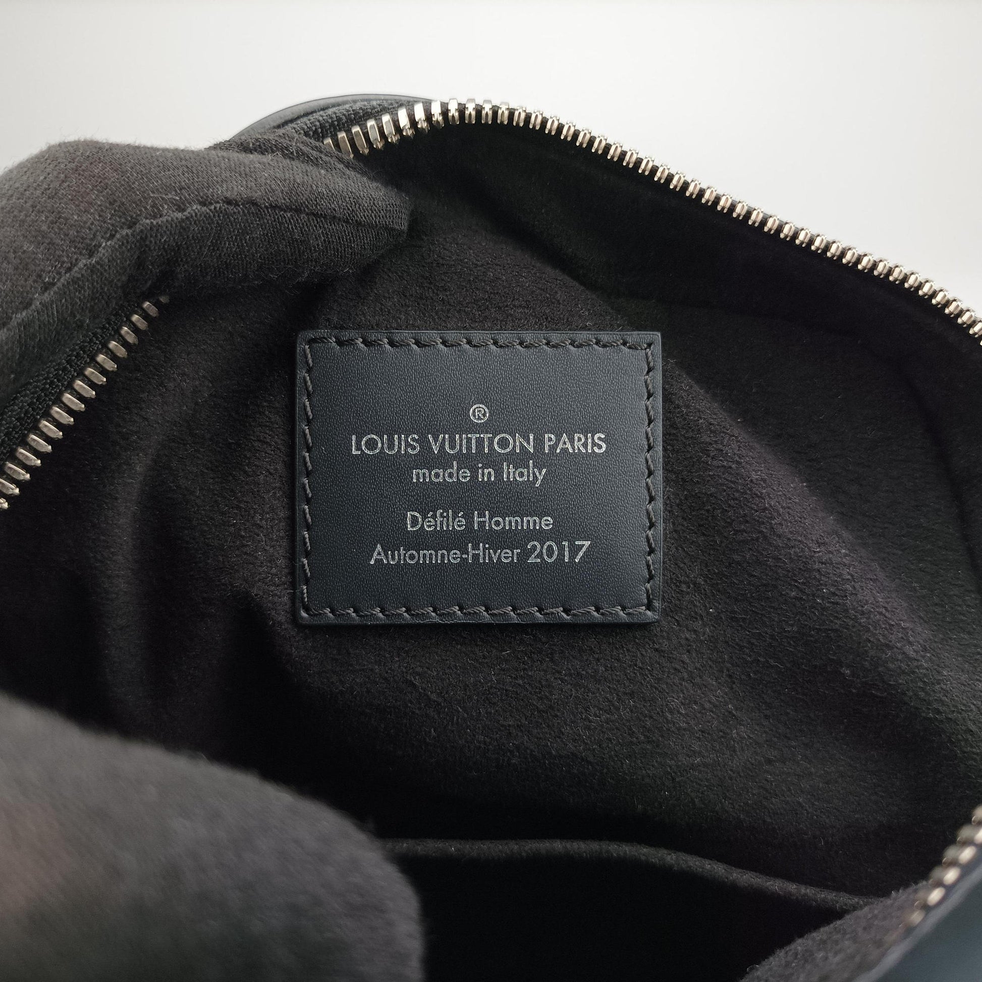 Danube PM Supreme Collaboration Noir epi M53431 FO2147 IC ChipダヌーブPM シュプリームコラボ ノワール エピ M53431 FO2147 ICチップ