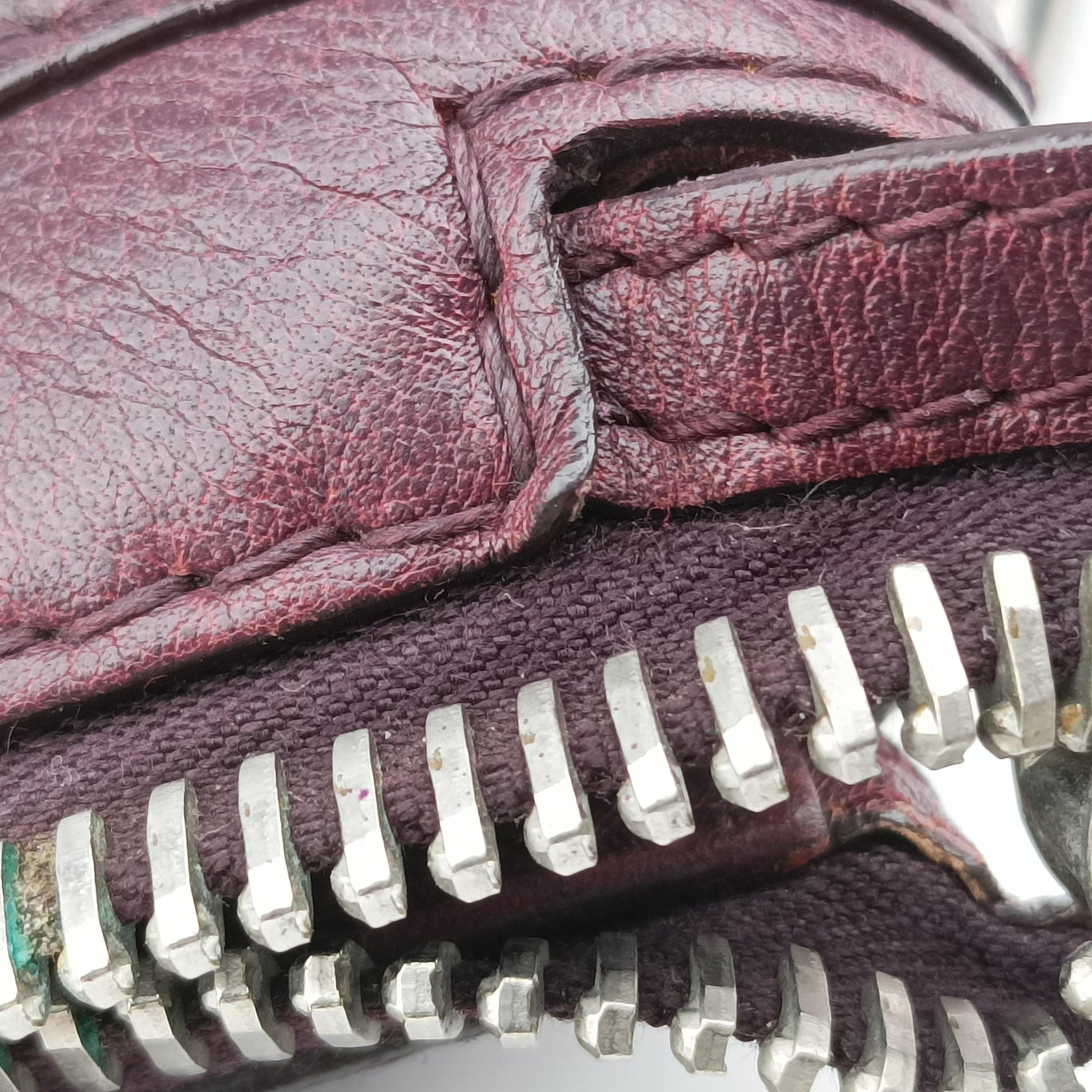 Medium Bamboo Burgundy Leather 232959 B6782858ミディアム バンブー ワインレッド レザー 232959 B6782858