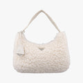 Re-Edition 2000 White Sheep Fur × Nylon Trims 1NE515 31/A3リエディション 2000 ホワイト シープファー × テスート 1NE515 31/A3