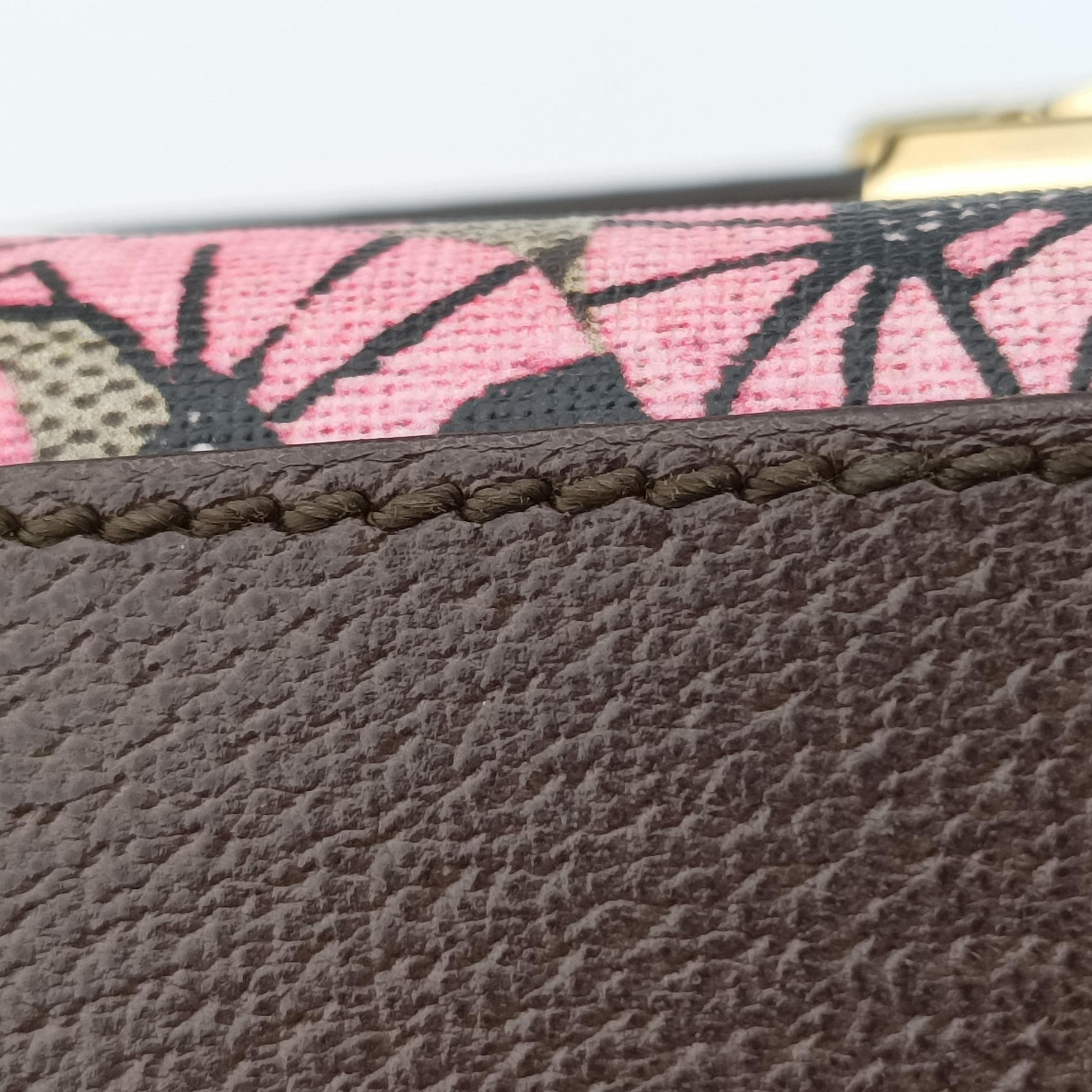 Padlock Brown PVC coated canvas 409487 C021107660パドロック ブラウン PVCコーティングキャンバス 409487 C021107660