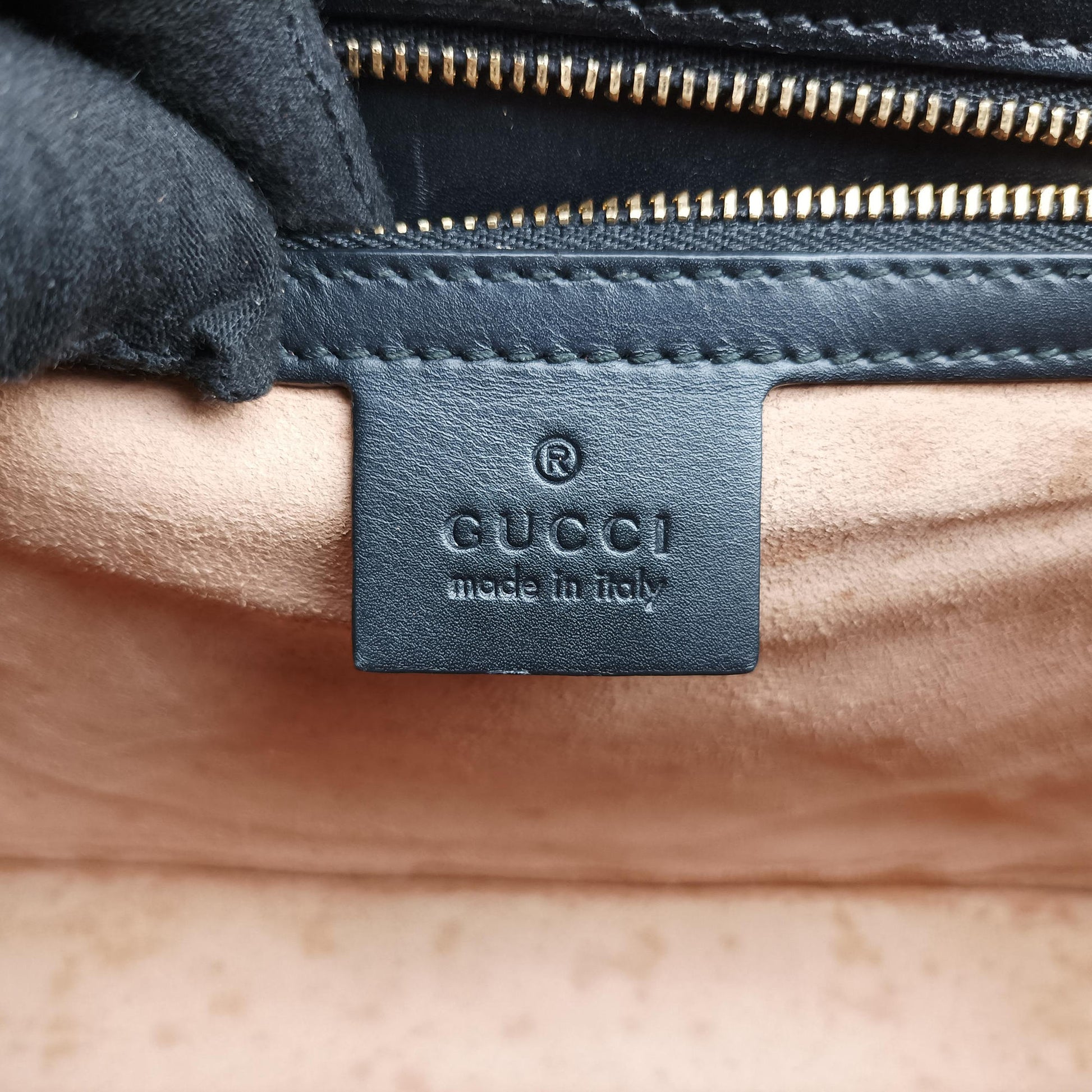 Sylvie Black Leather 421882 D021037629シルヴィ ブラック レザー 421882 D021037629