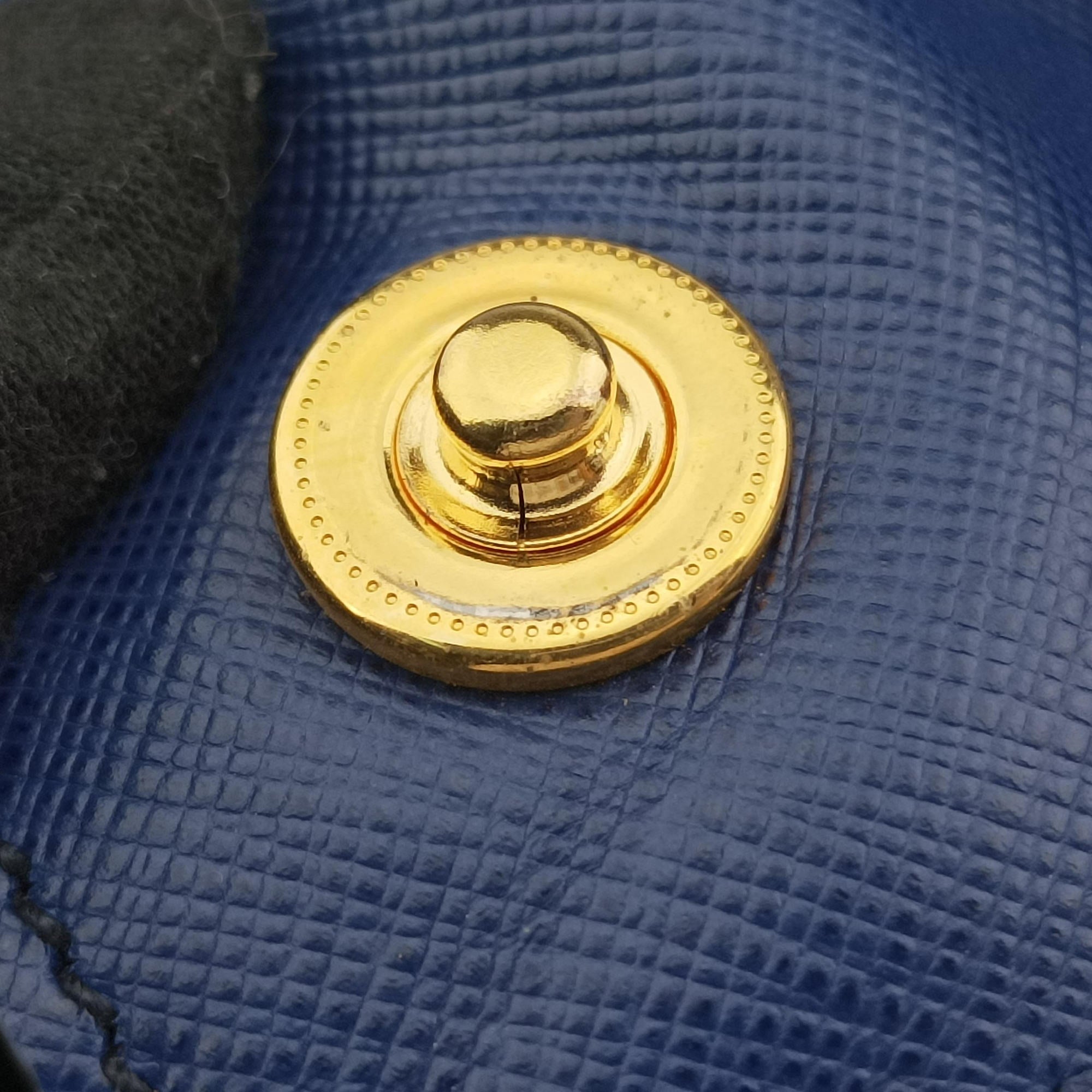 Galleria Blue SAFFIANO Leather BN2274 7 Lガレリア ブルー サフィアーノレザー BN2274 7 L