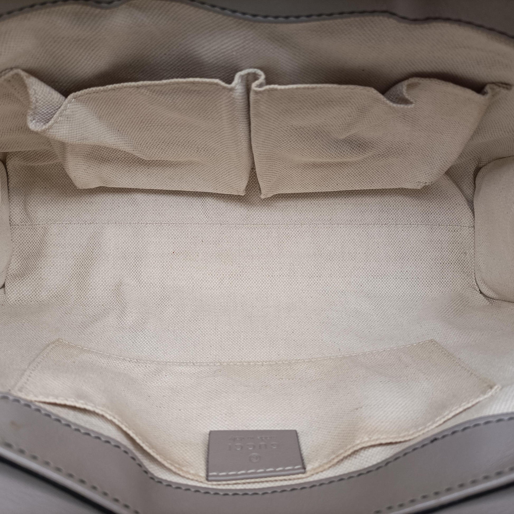 Emily Beige Leather 295402 I017826548エミリー ベージュ レザー 295402 I017826548