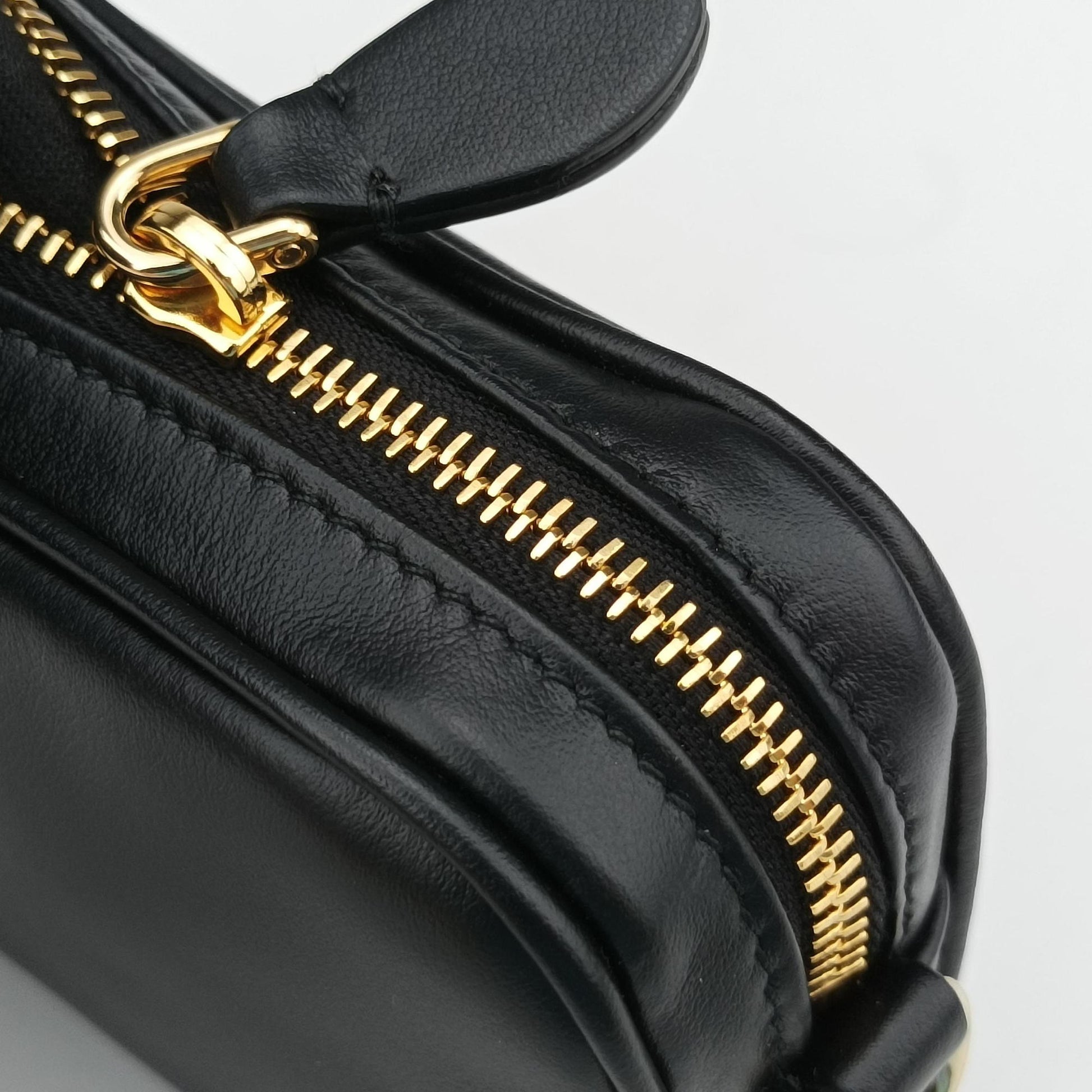 Logo belt Black leather DNP104ロゴベルト ブラック レザー DNP104