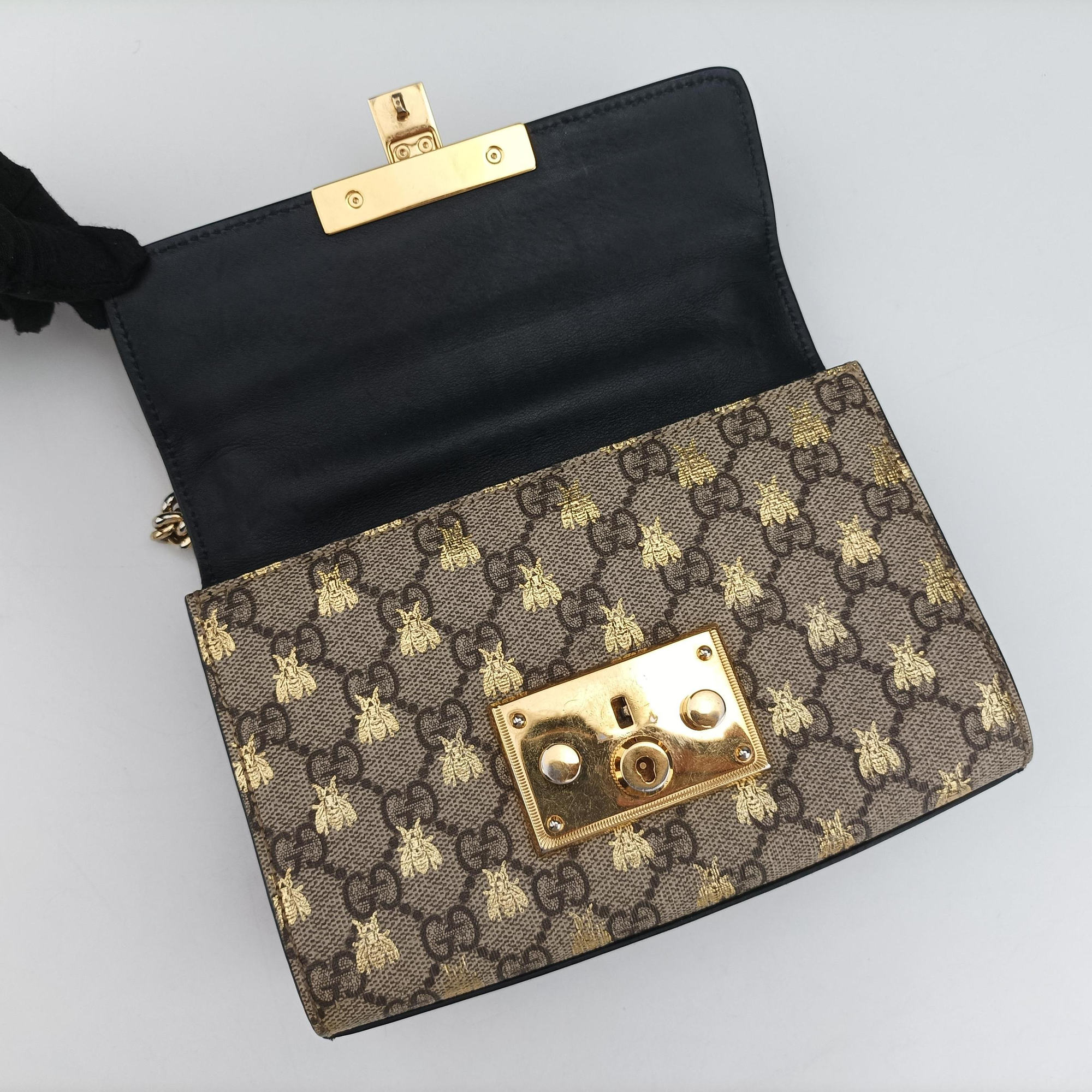 Padlock Beige x Black PVC coated canvas x leather 409487 D031718325パドロック ベージュxブラック PVCコーティングキャンバスxレザー 409487 D031718325