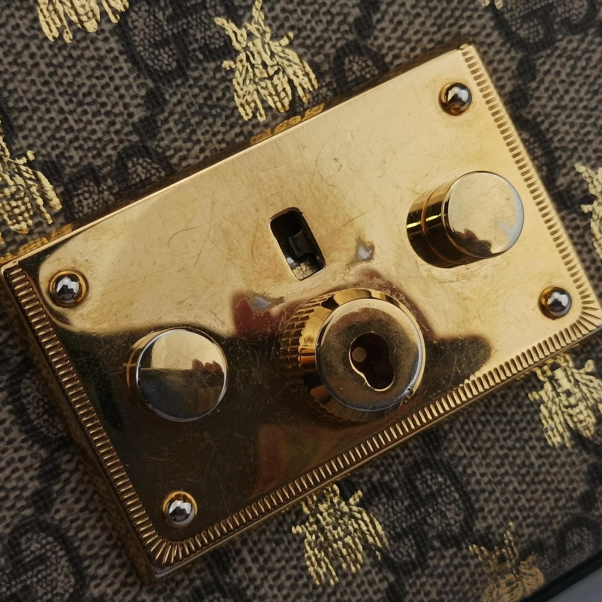 Padlock Beige x Black PVC coated canvas x leather 409487 D031718325パドロック ベージュxブラック PVCコーティングキャンバスxレザー 409487 D031718325