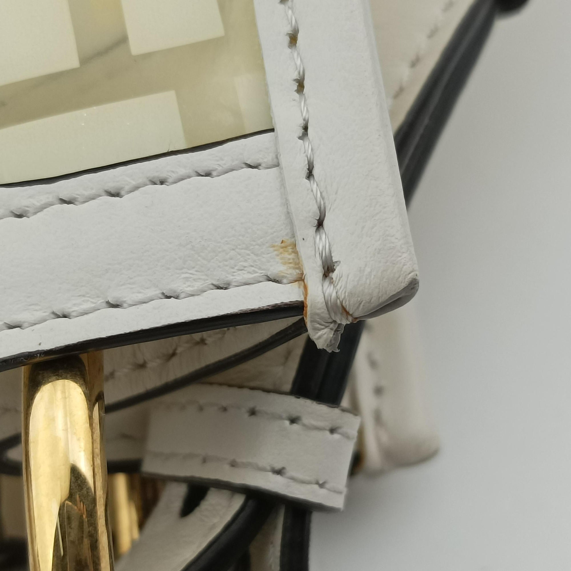 Runaway Shopper White PVC coated canvas×Leather 8BH353 8BH353-A7S0-196-0397ラナウェイ ショッパー ホワイト PVCコーティングキャンバス×レザー 8BH353 8BH353-A7S0-196-0397
