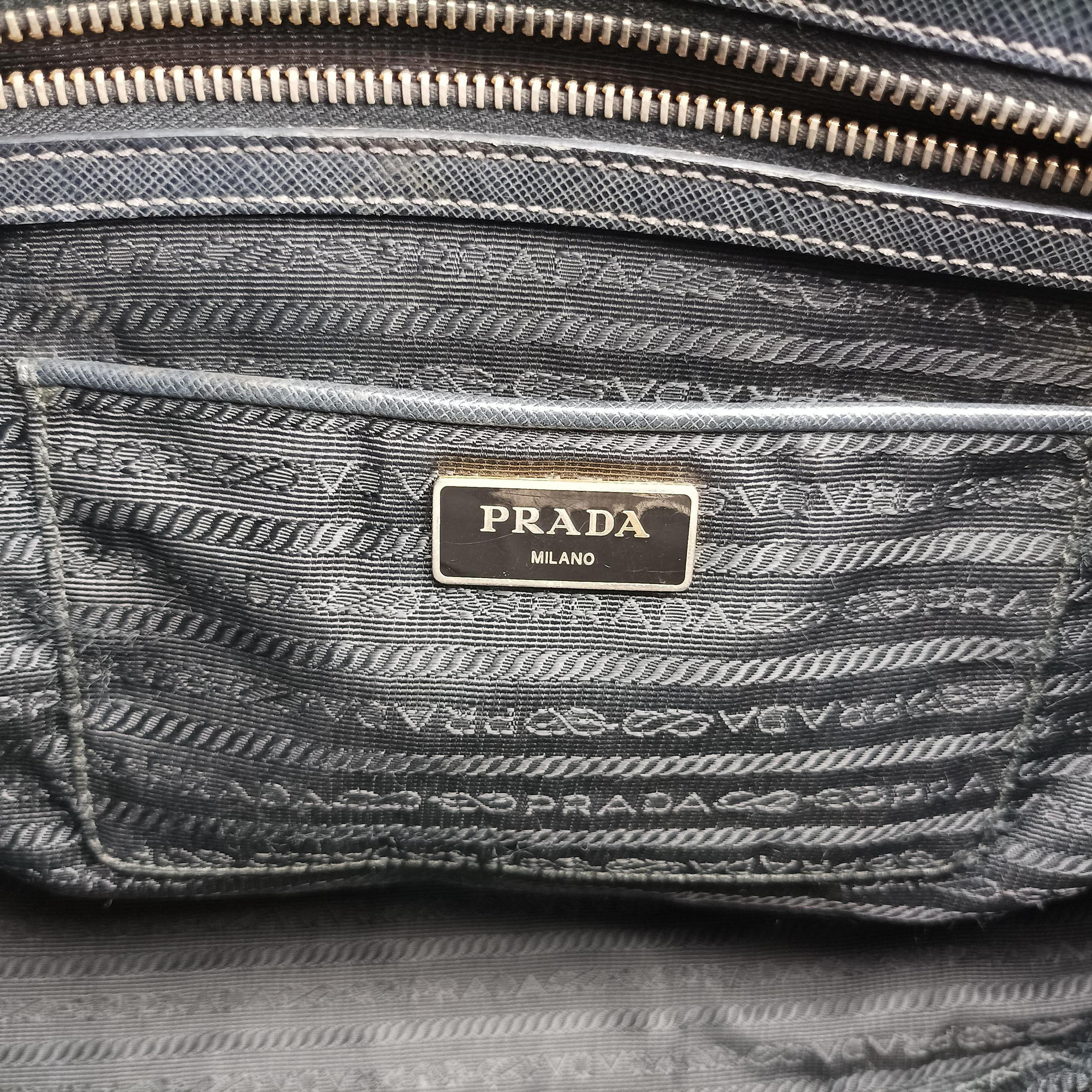 Galleria Black SAFFIANO Leather BN2274 7/A 208ガレリア ブラック サフィアーノレザー BN2274 7/A 208
