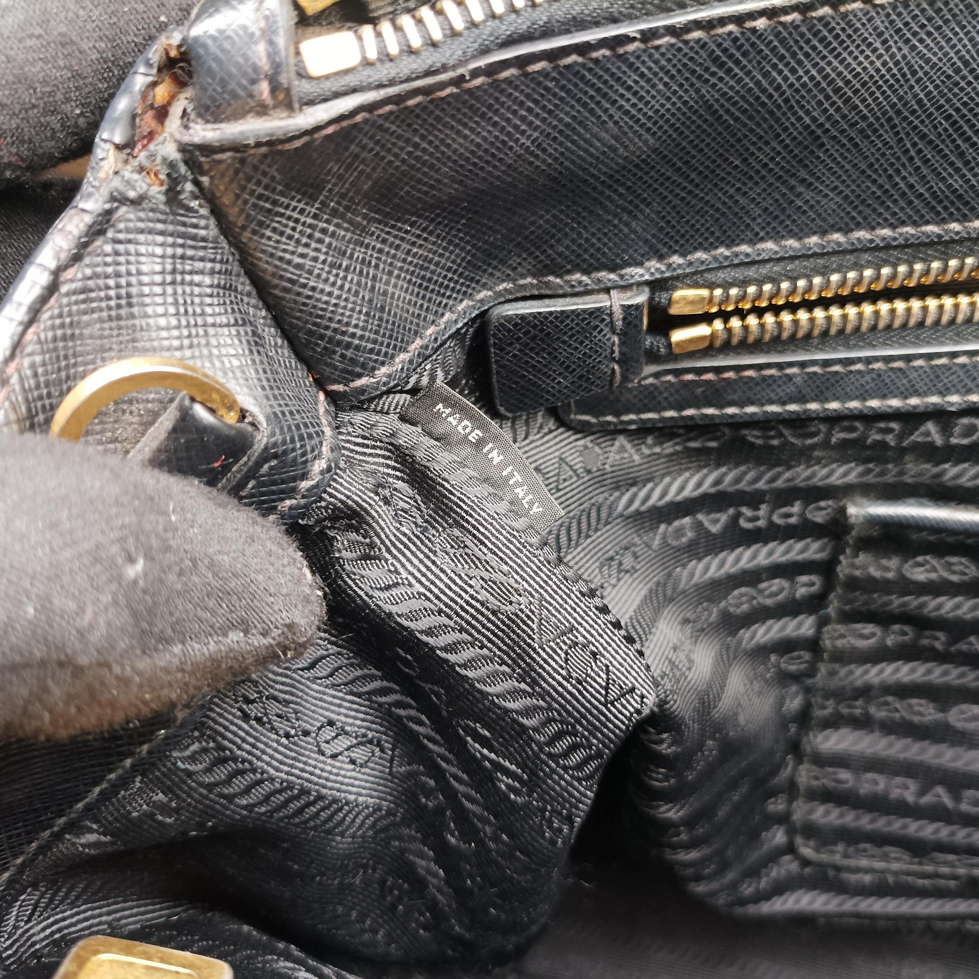 Galleria Black SAFFIANO Leather BN2274 7/A 208ガレリア ブラック サフィアーノレザー BN2274 7/A 208