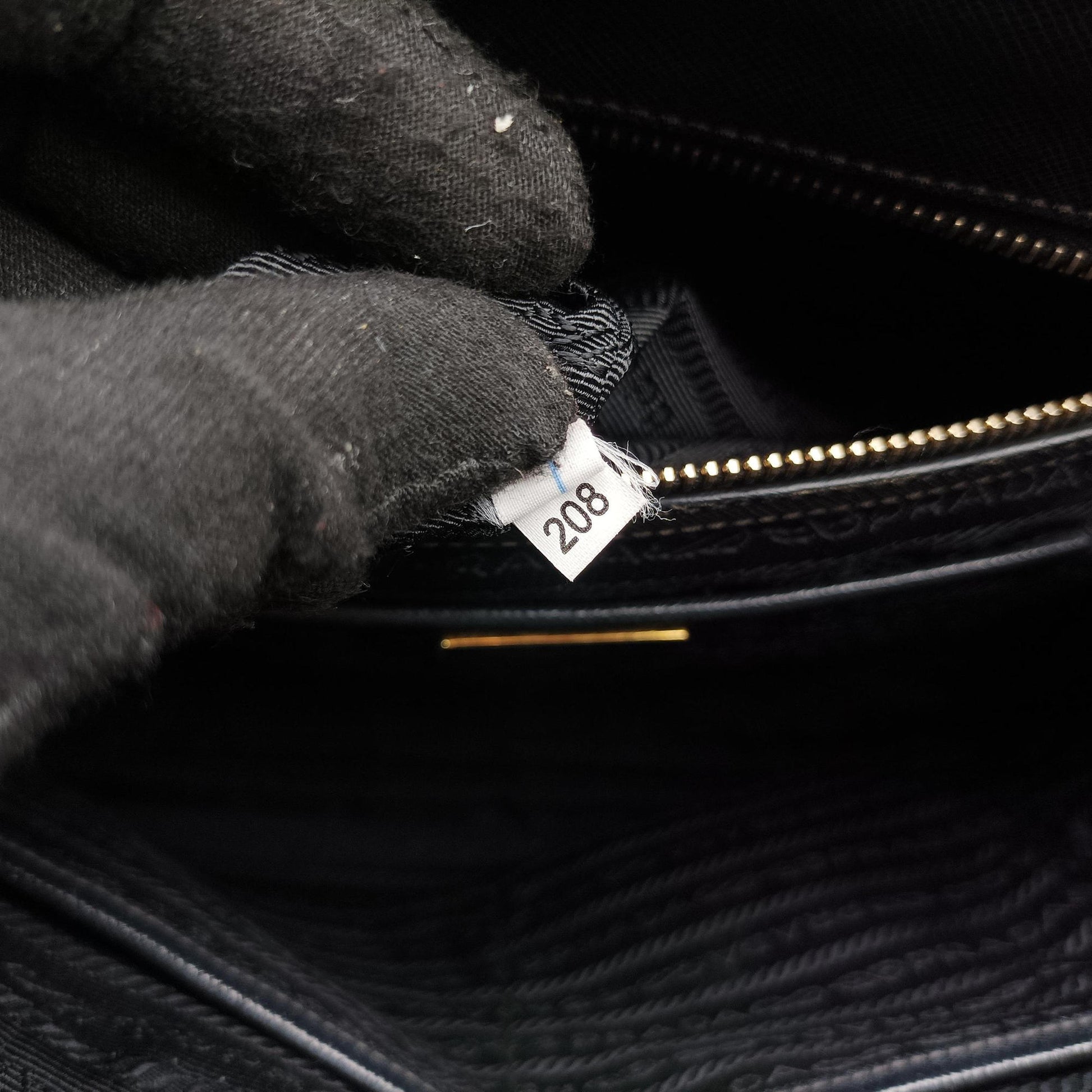 Galleria Black SAFFIANO Leather BN2274 7/A 208ガレリア ブラック サフィアーノレザー BN2274 7/A 208