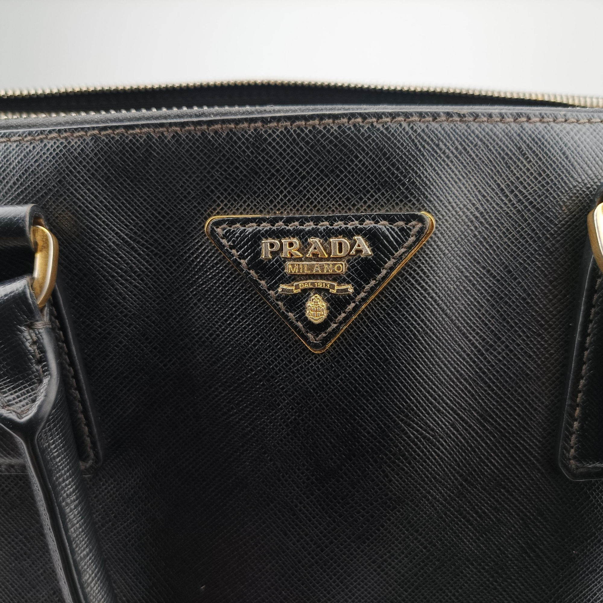 Galleria Black SAFFIANO Leather BN2274 7/A 208ガレリア ブラック サフィアーノレザー BN2274 7/A 208