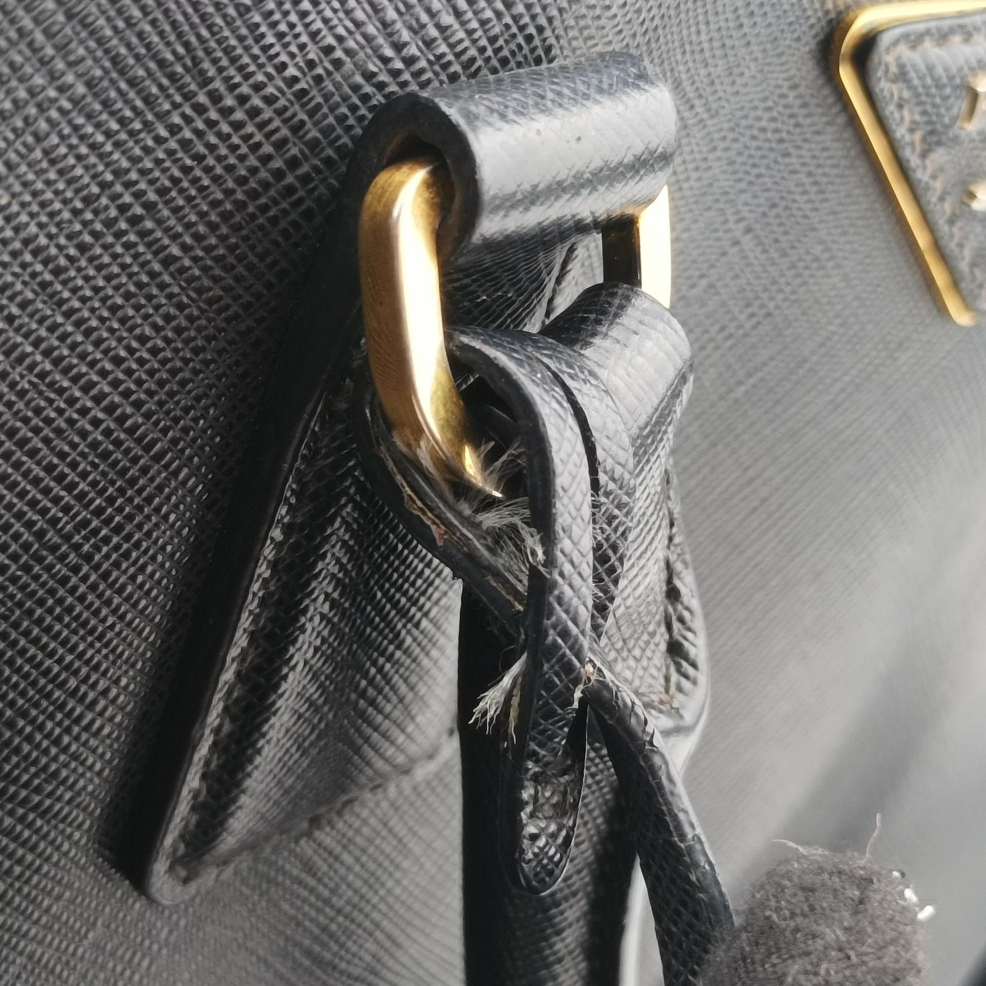 Galleria Black SAFFIANO Leather BN2274 7/A 208ガレリア ブラック サフィアーノレザー BN2274 7/A 208