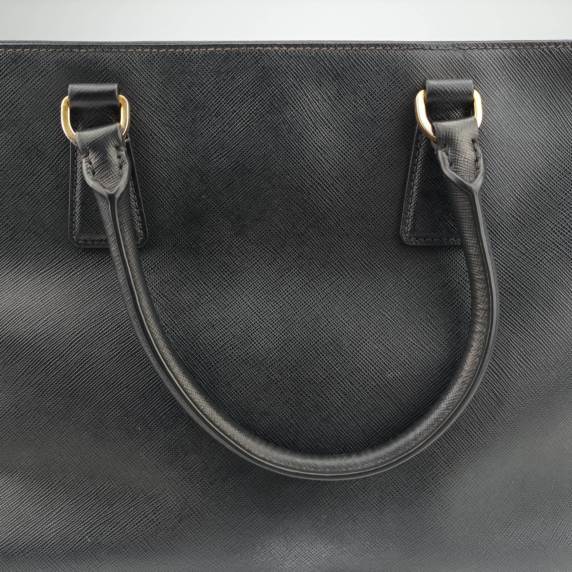 Galleria Black SAFFIANO Leather BN2274 7/A 208ガレリア ブラック サフィアーノレザー BN2274 7/A 208