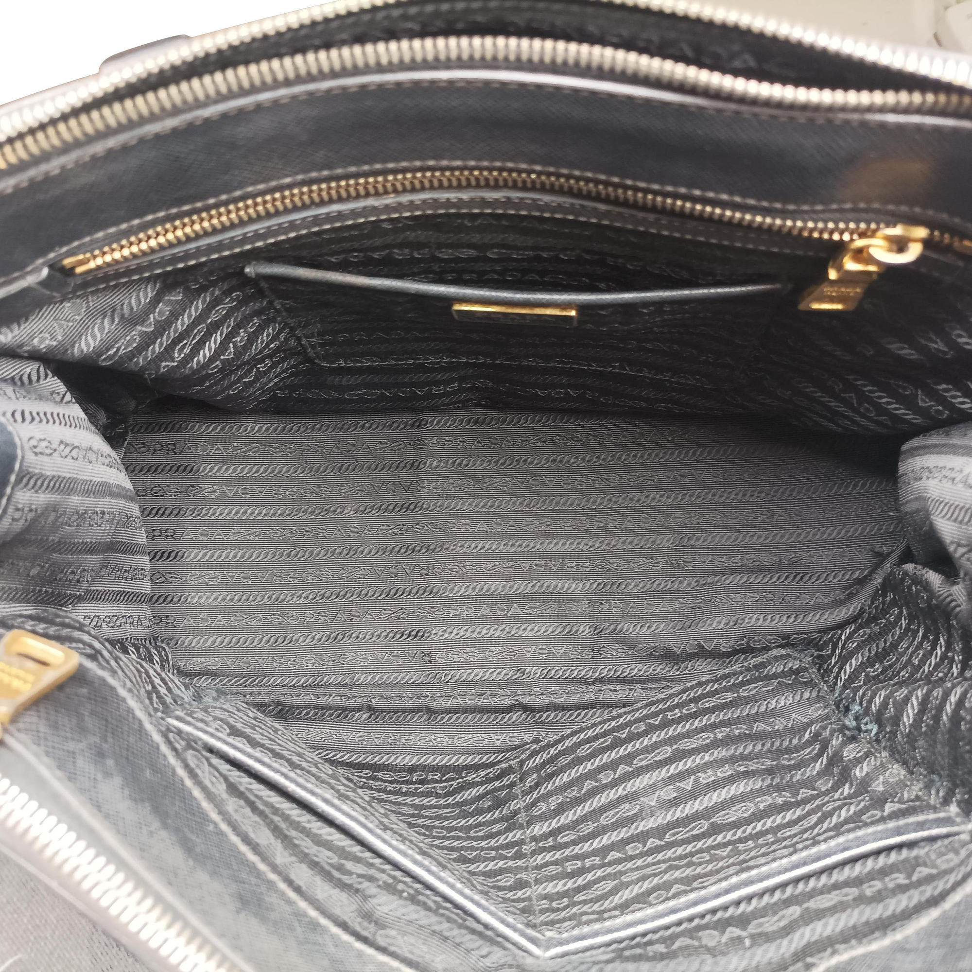 Galleria Black SAFFIANO Leather BN2274 7/A 208ガレリア ブラック サフィアーノレザー BN2274 7/A 208