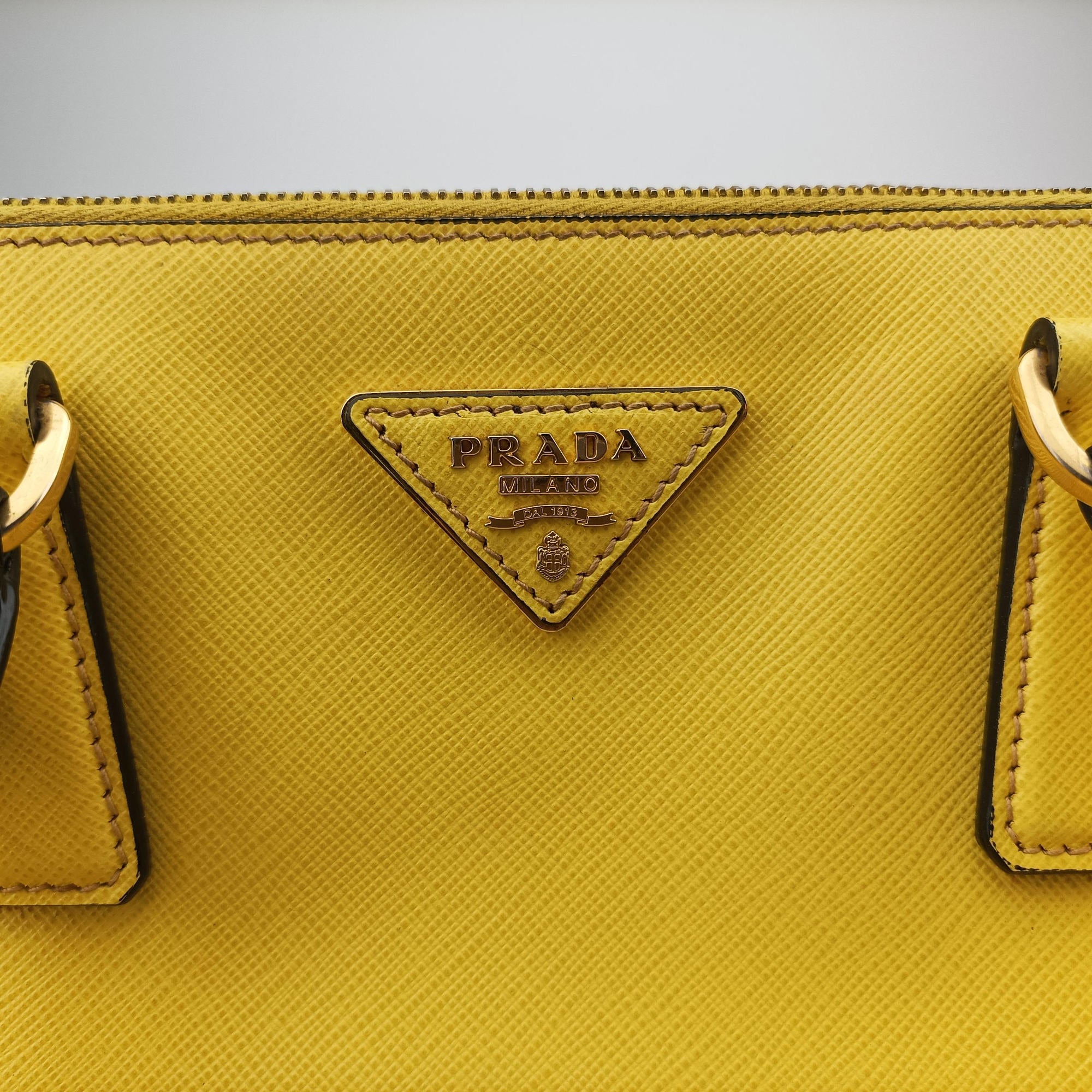 Galleria Yellow SAFFIANO Leather BN2274 7 Cガレリア イエロー サフィアーノレザー BN2274 7 C