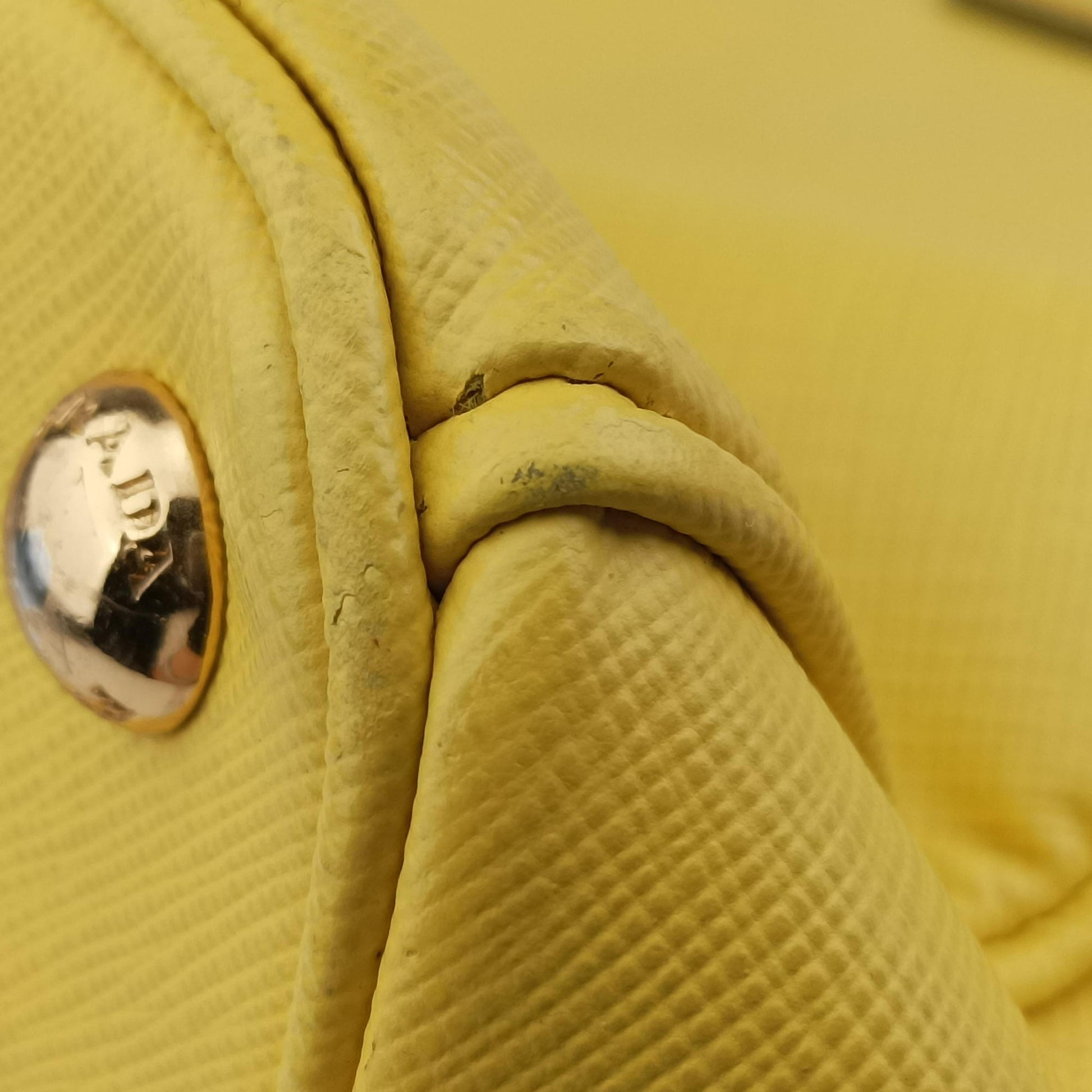 Galleria Yellow SAFFIANO Leather BN2274 7 Cガレリア イエロー サフィアーノレザー BN2274 7 C