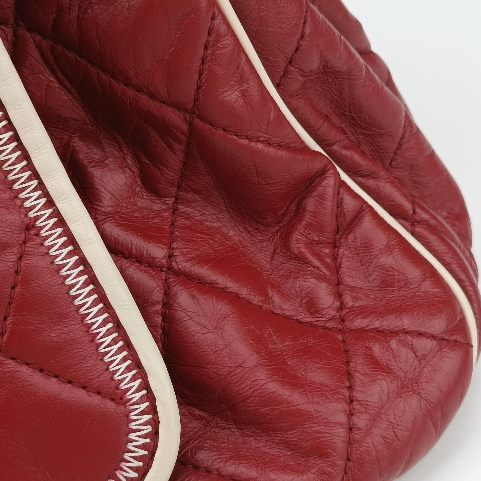 East West Burgundy lambskin×leather A37694 12579163イーストウエスト ワインレッド ラムスキン×レザー A37694 12579163