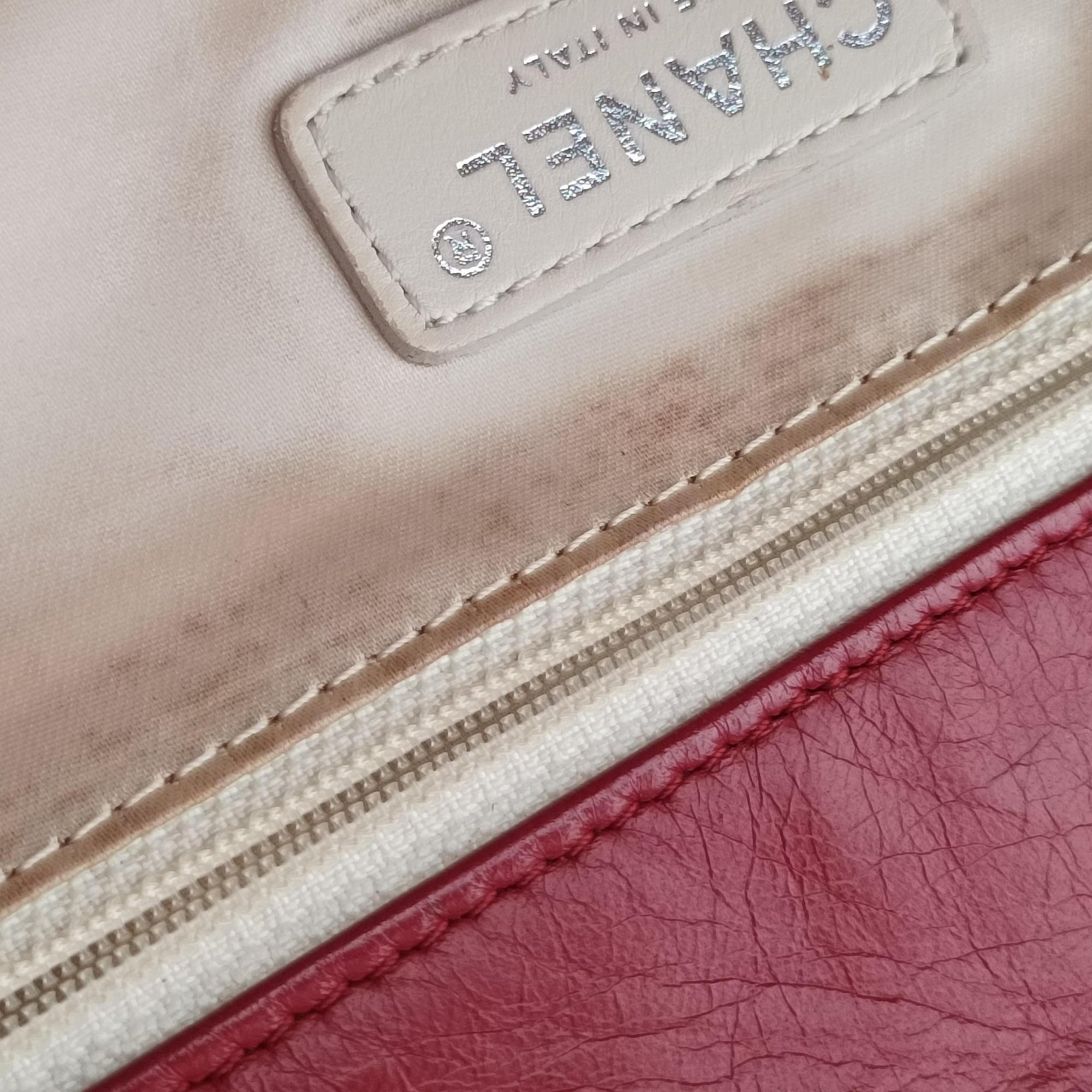 East West Burgundy lambskin×leather A37694 12579163イーストウエスト ワインレッド ラムスキン×レザー A37694 12579163