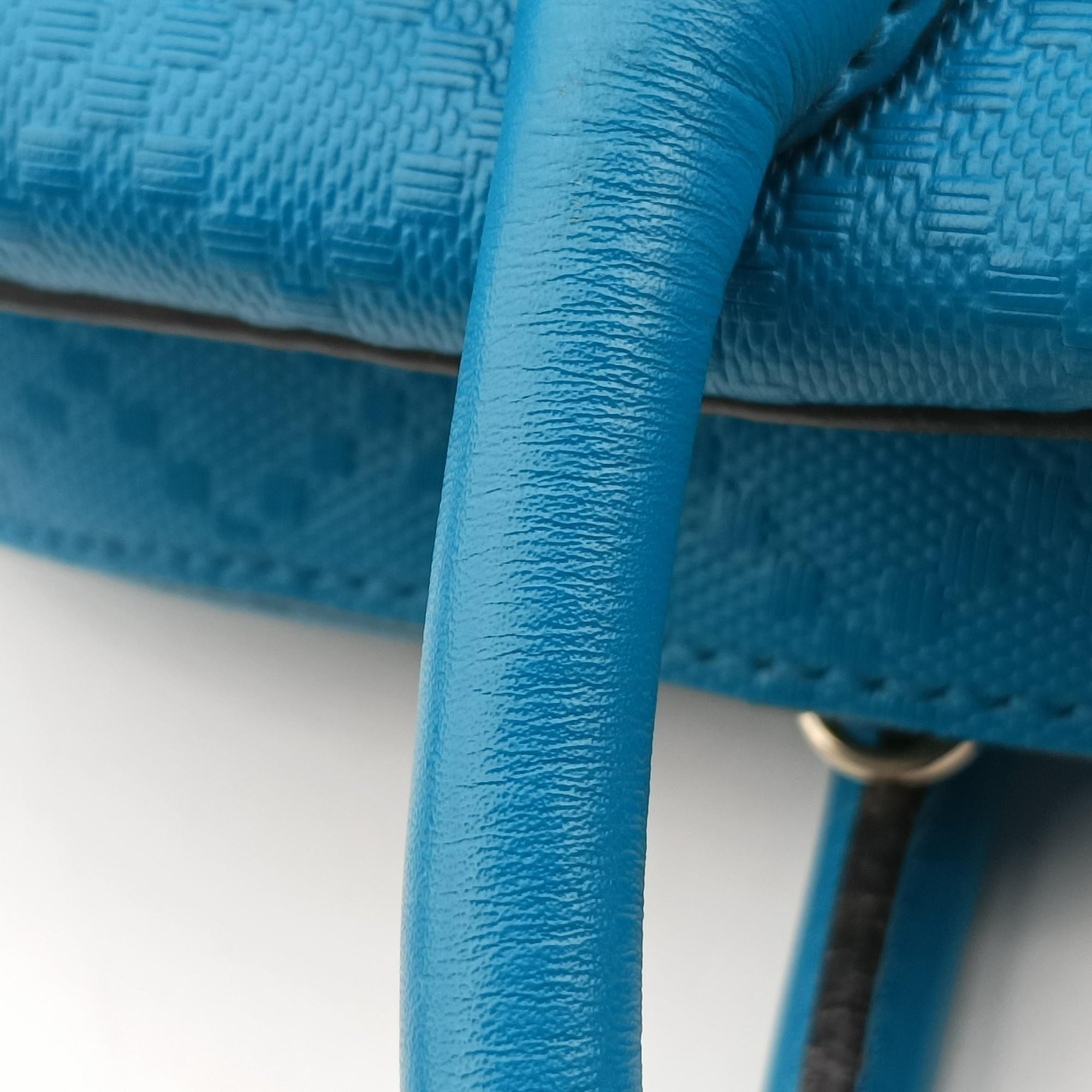 Bright Diamante Blue Leather 354332 G016218339ブライトディアマンテ ブルー レザー 354332 G016218339