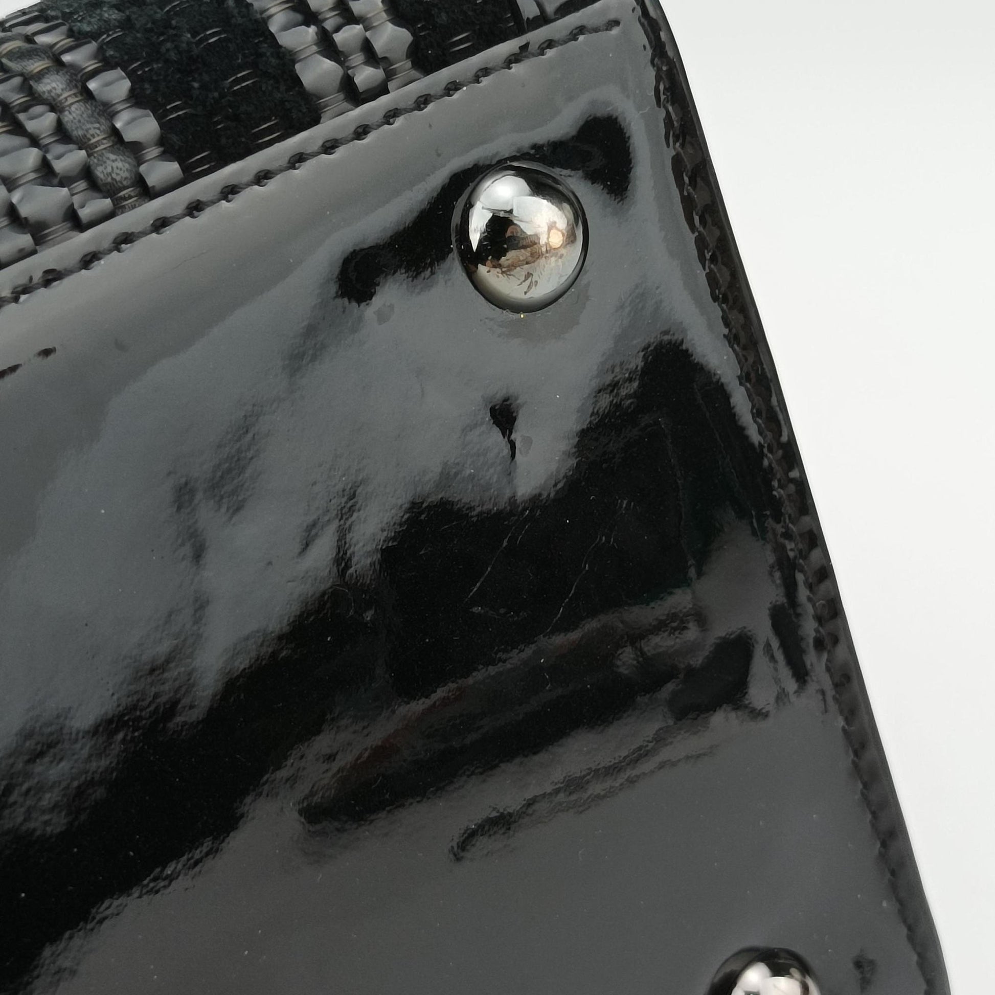 Brillant Black Leather LO4Aブリヨン ブラック レザー LO4A