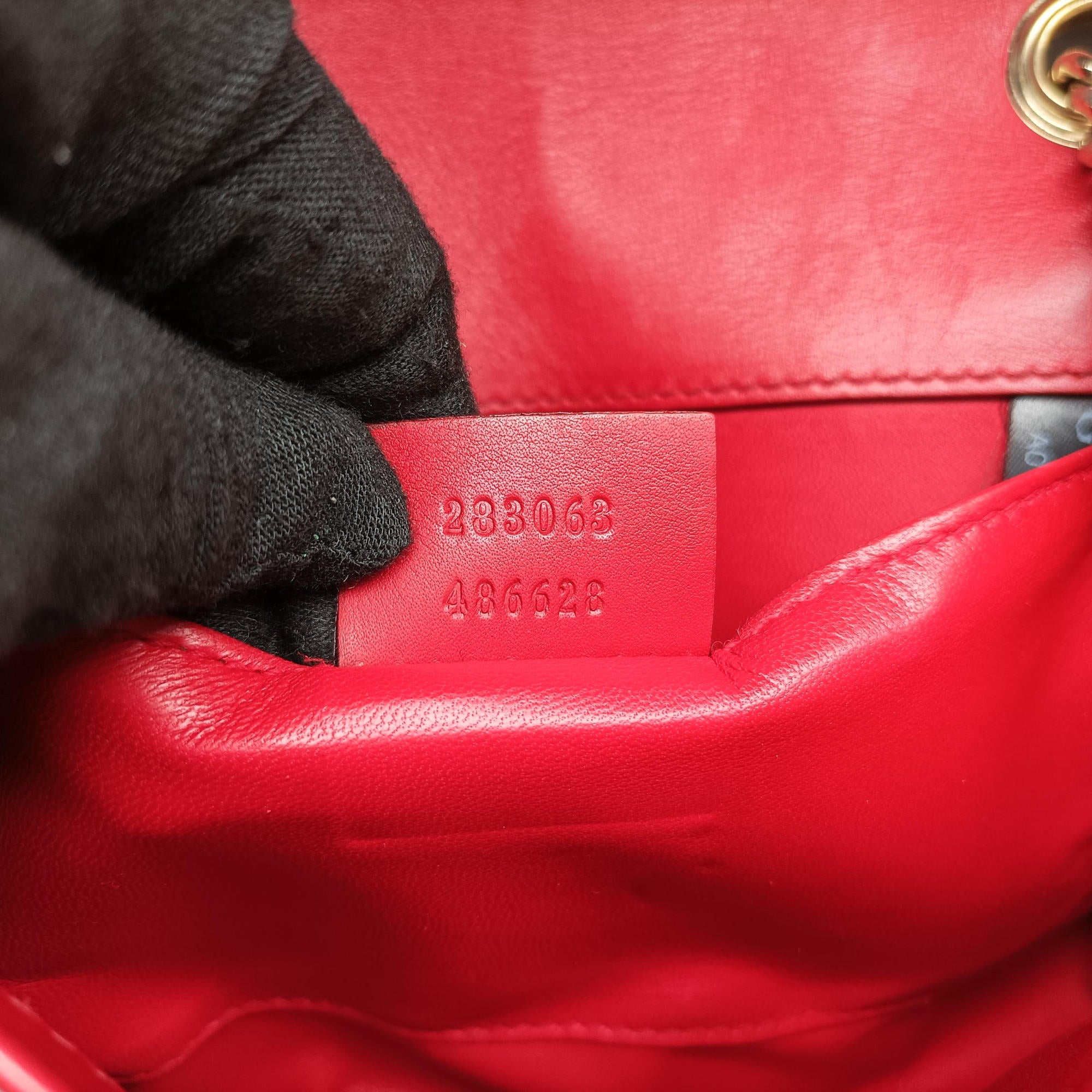 Emily Red Leather 283063 A010825236エミリー レッド レザー 283063 A010825236