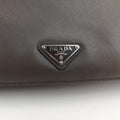 Triangle Logo Plate Grey Saffiano Leather 178589 7 D三角 ロゴ プレート グレー サフィアーノレザー 178589 7 D