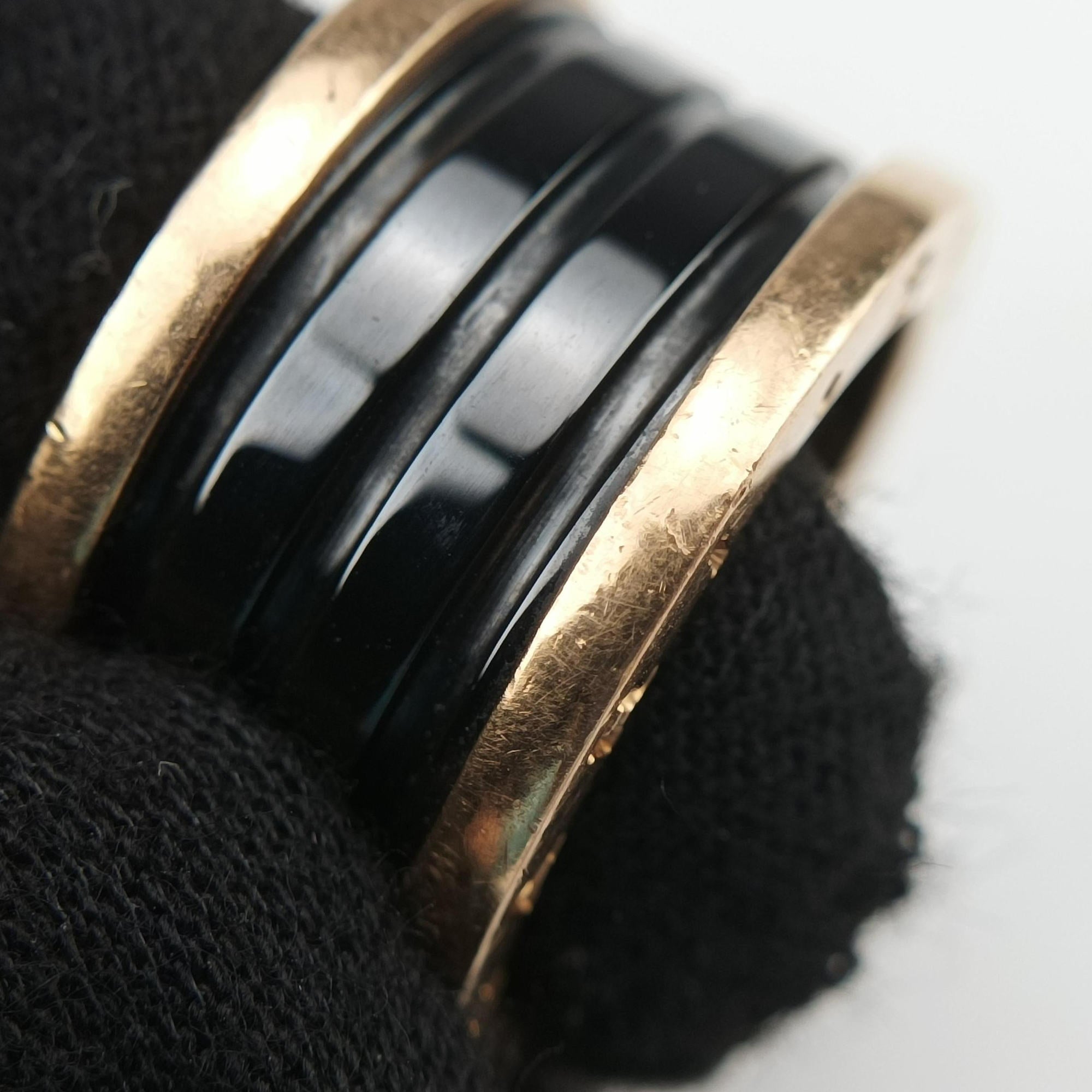 B-zero1 Black×golden AU750 345854 LA1L9Aビーゼロワン ブラック×ゴールド AU750 345854 LA1L9A