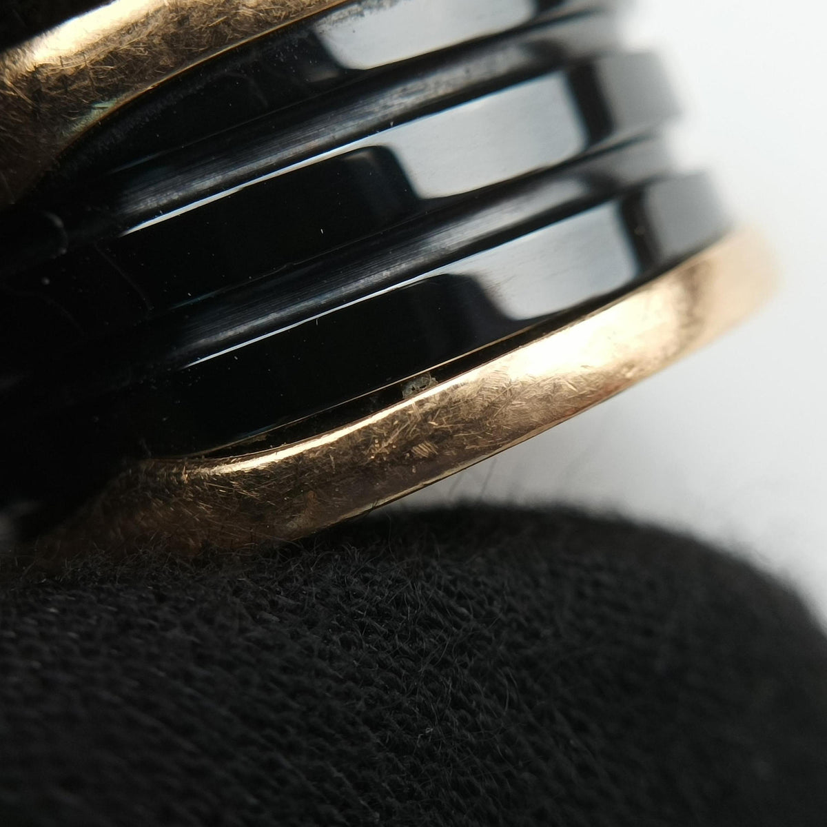B-zero1 Black×golden AU750 345854 LA1L9Aビーゼロワン ブラック×ゴールド AU750 345854 LA1L9A