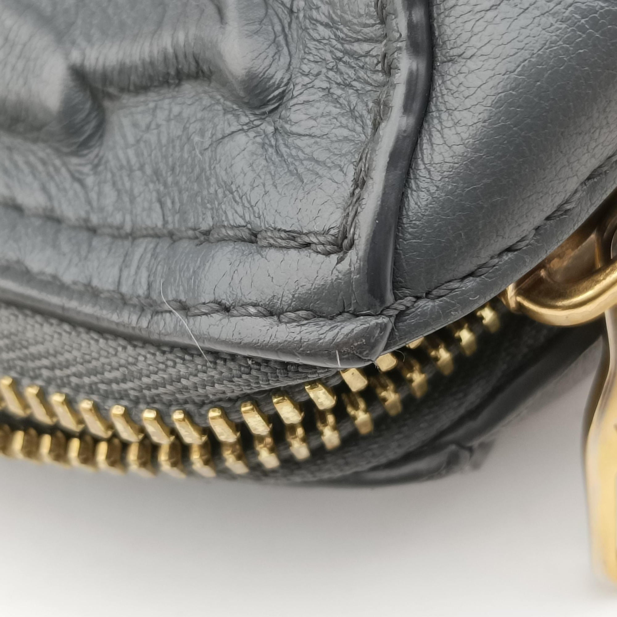 Versailles Ornament City Keepall Dark Shadow Gray Debossed Monogram M21835 IC Chipヴェルサイユ オーナメント シティ キーポル ダークシャドウ グレー モノグラム・デボス M21835 ICチップ
