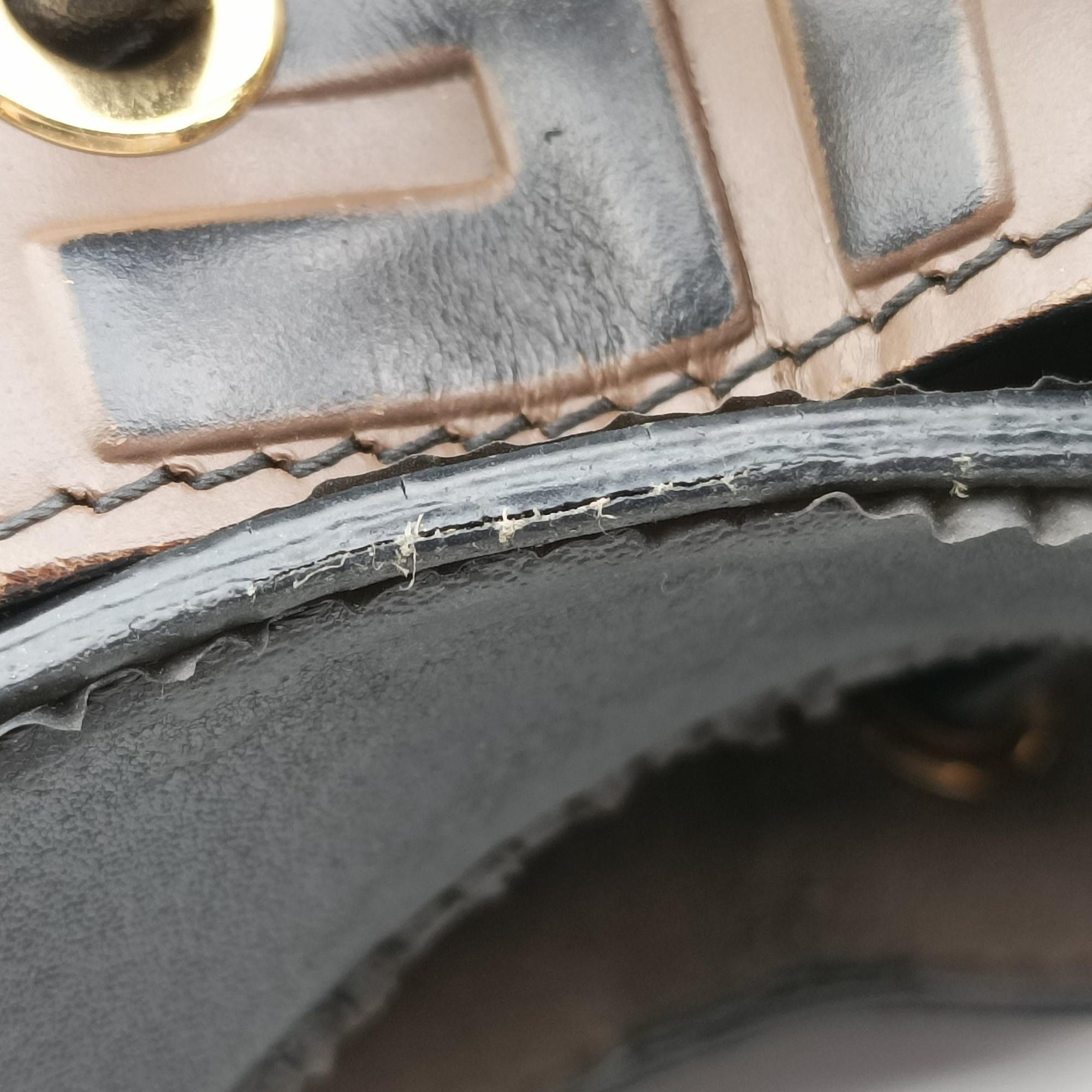 Mon Tresor Mini Bucket Brown Leather 8BS010/8AV105 8BS010 A659 209-8007ミニ モン トレゾール ブラウン レザー 8BS010/8AV105 8BS010 A659 209-8007