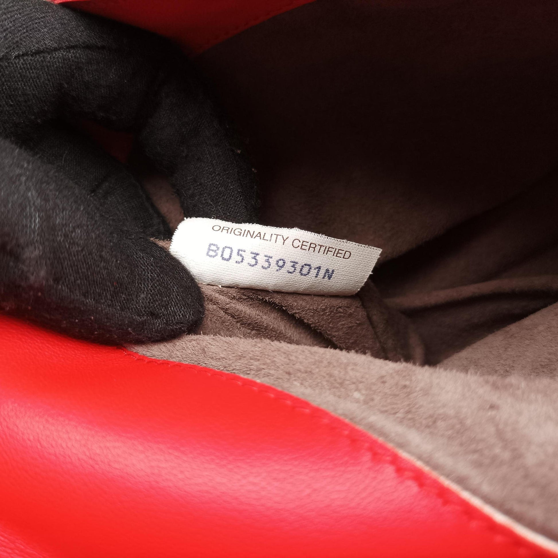 Intrecciato Rialto Red lambskin B05339301Nイントレチャート リアルト レッド ラムスキン B05339301N