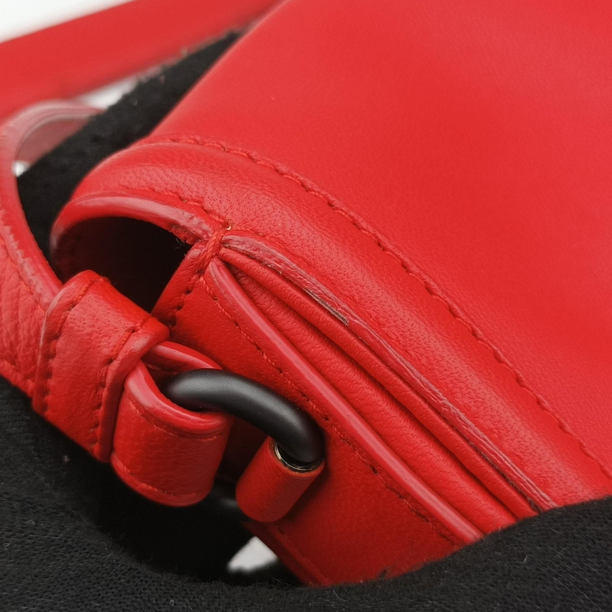 Intrecciato Rialto Red lambskin B05339301Nイントレチャート リアルト レッド ラムスキン B05339301N