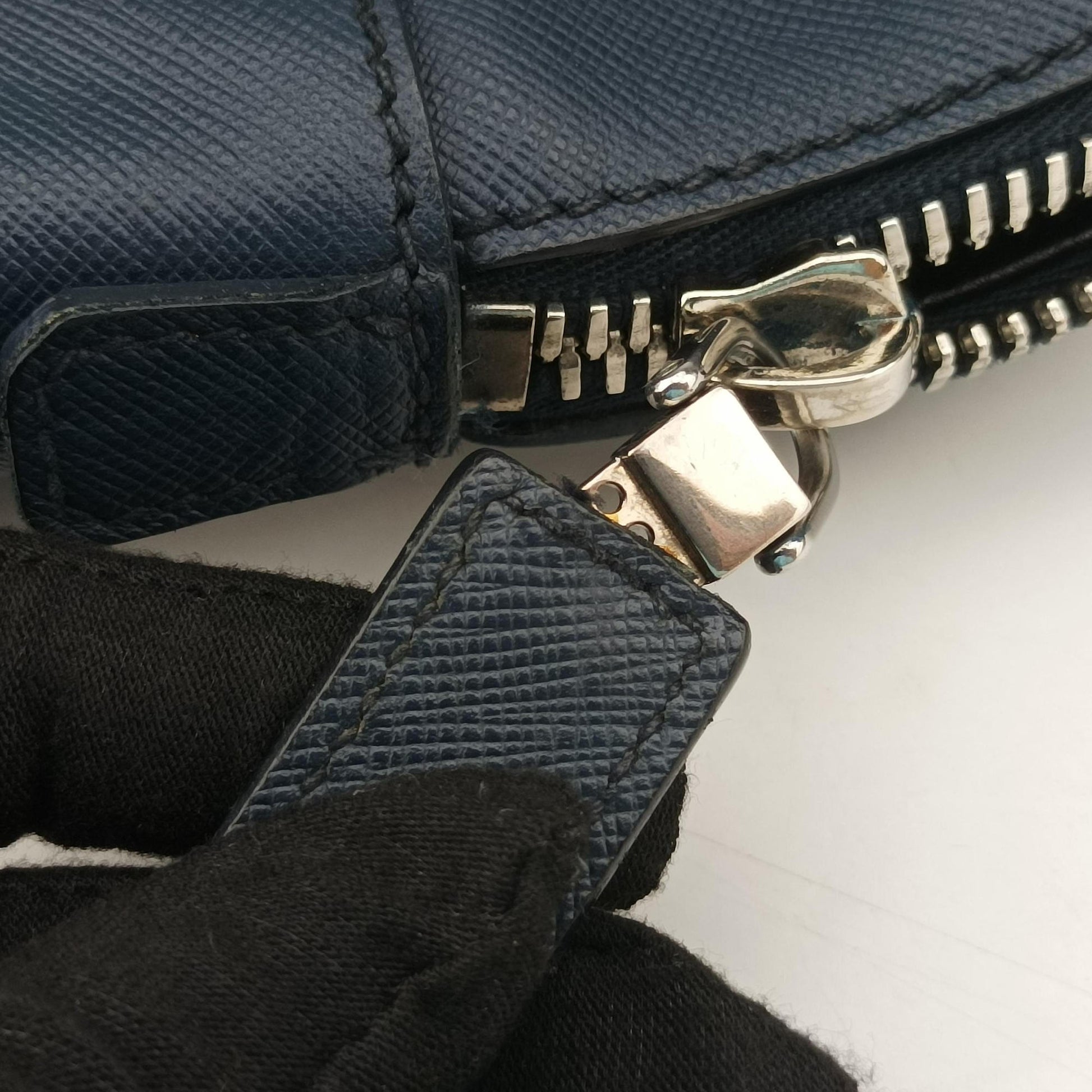 business bag briefcase Navy SAFFIANO Leather 2VE363 134ビジネスバッグ ブリーフケース ネイビー サフィアーノレザー 2VE363 134