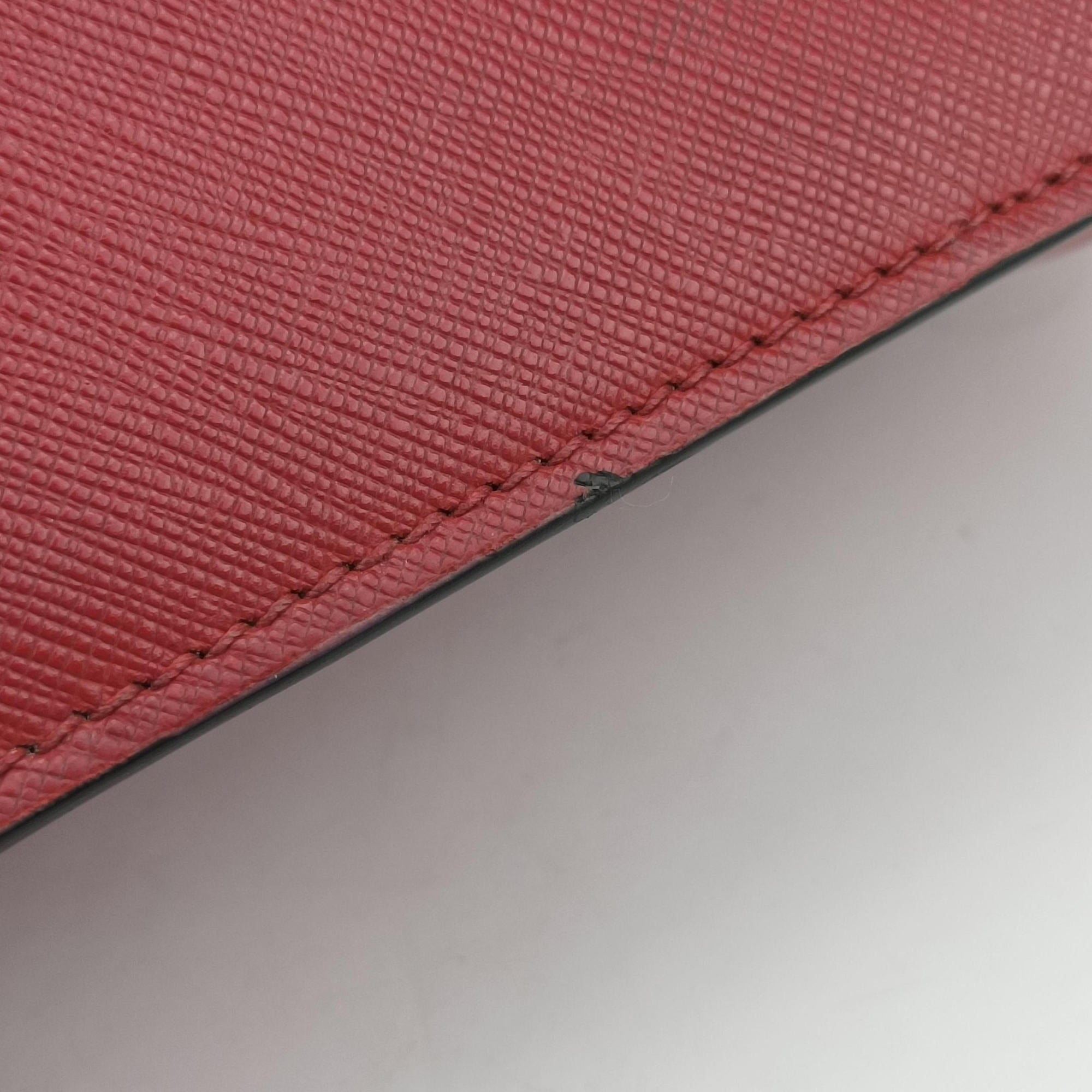 Triangle Logo Red SAFFIANO Leather 1BD200 25 Hトライアングルロゴ レッド サフィアーノレザー 1BD200 25 H