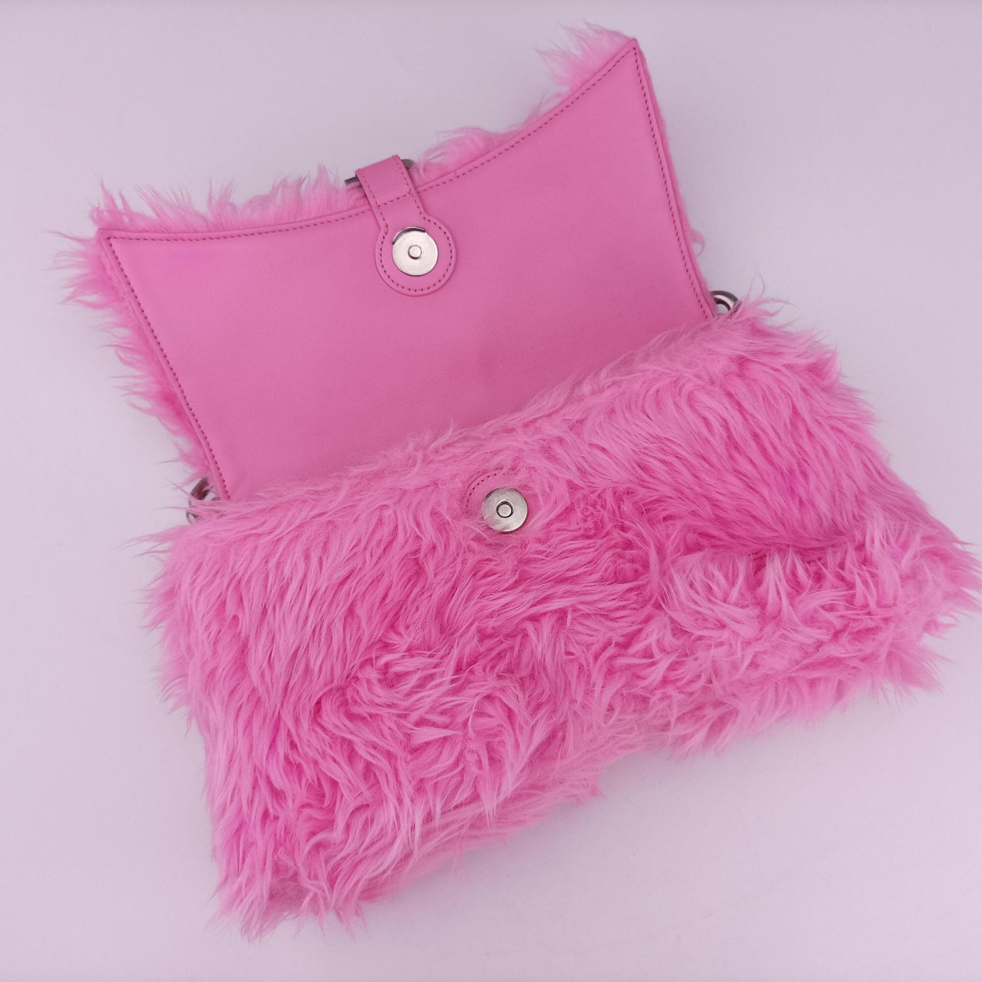 Hourglass Pink Faux fur 715153 210N2 715153.5806.P.643888ダウンタウン ピンク フェイクファー 715153 210N2 715153.5806.P.643888