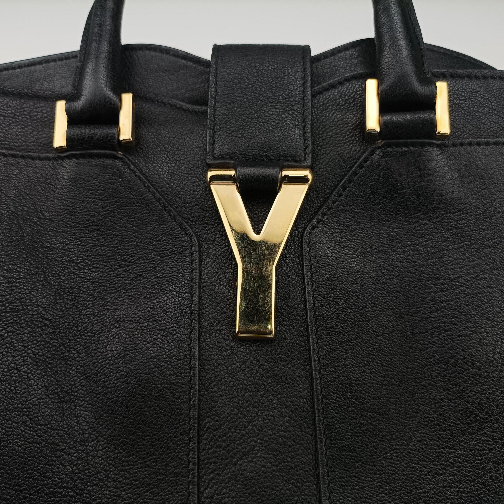 Cabas ChYc Black Leather 400666 FLY400666.Y0317カバスシック ブラック レザー 400666 FLY400666.Y0317